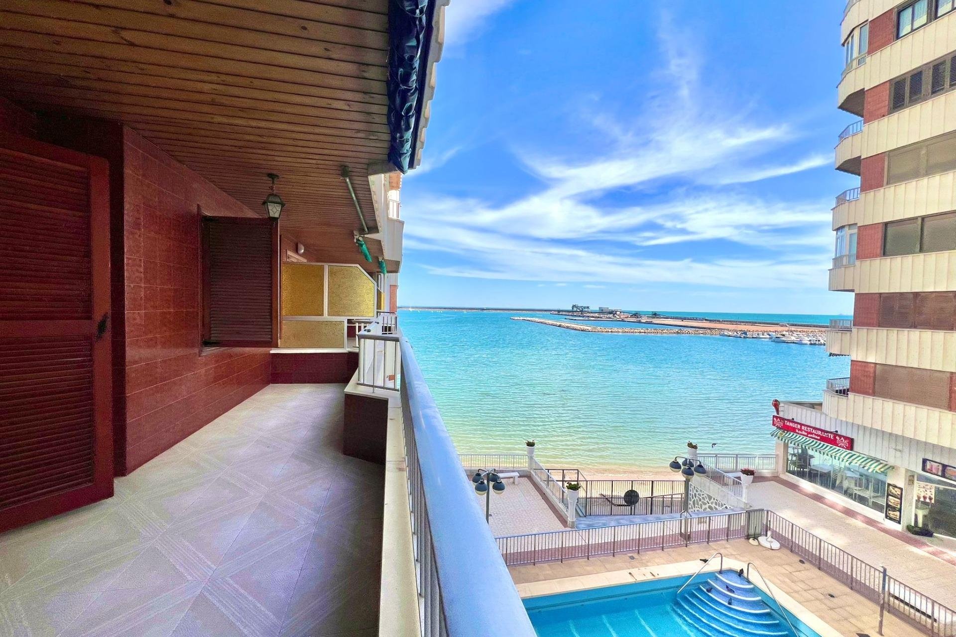 Resale - Apartment -
Torrevieja - Acequion
