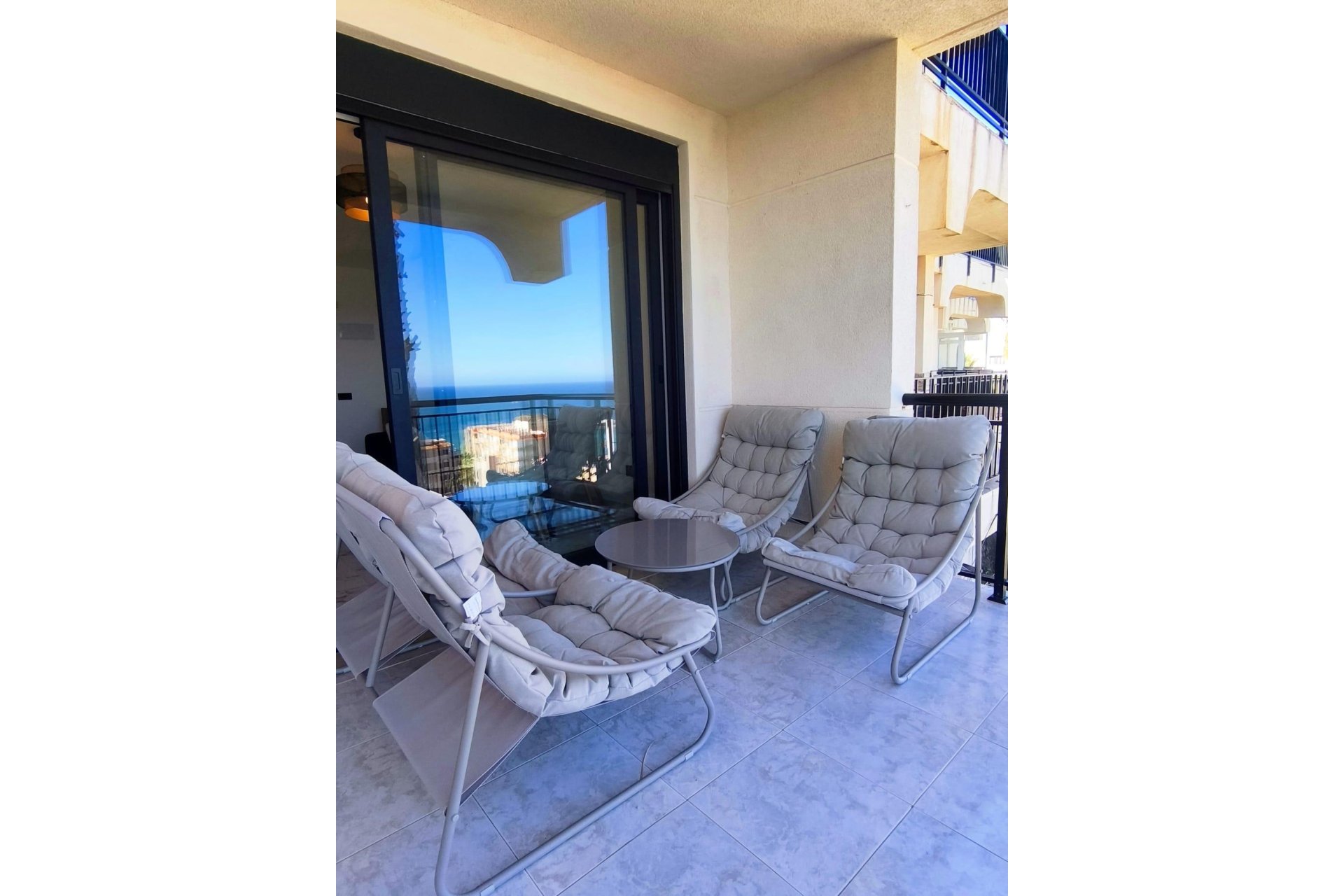 Resale - Apartment -
Torrevieja - Cabo Cervera