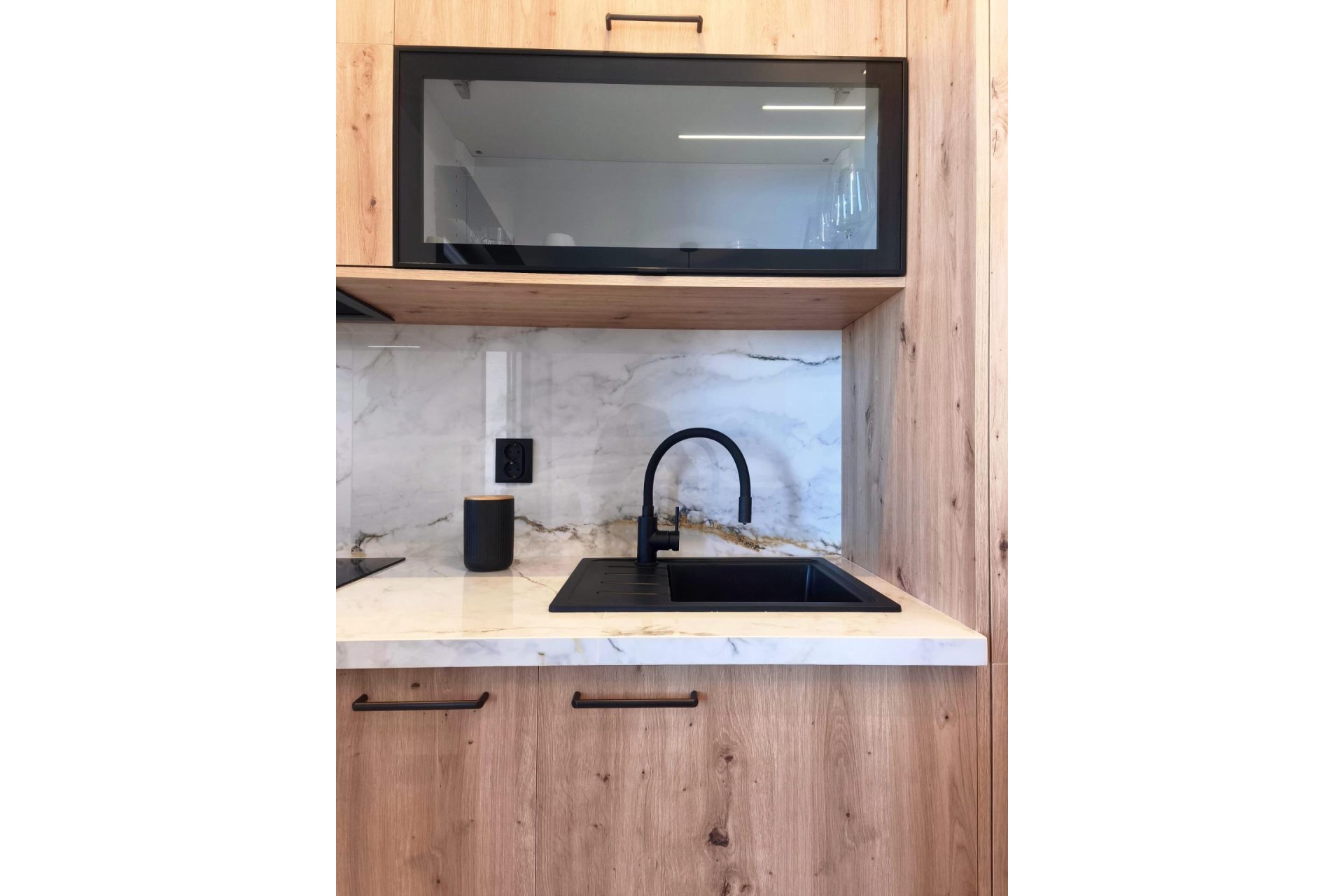 Resale - Apartment -
Torrevieja - Cabo Cervera