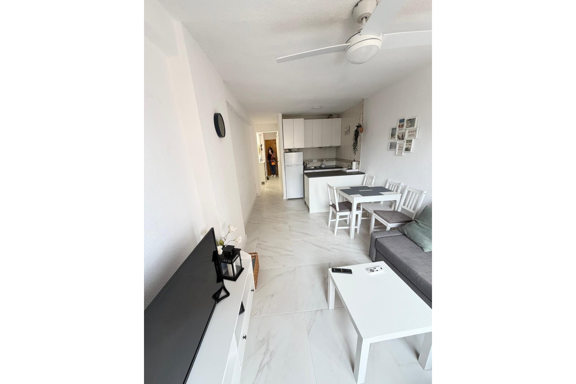 Resale - Apartment -
Torrevieja - Cabo Cervera