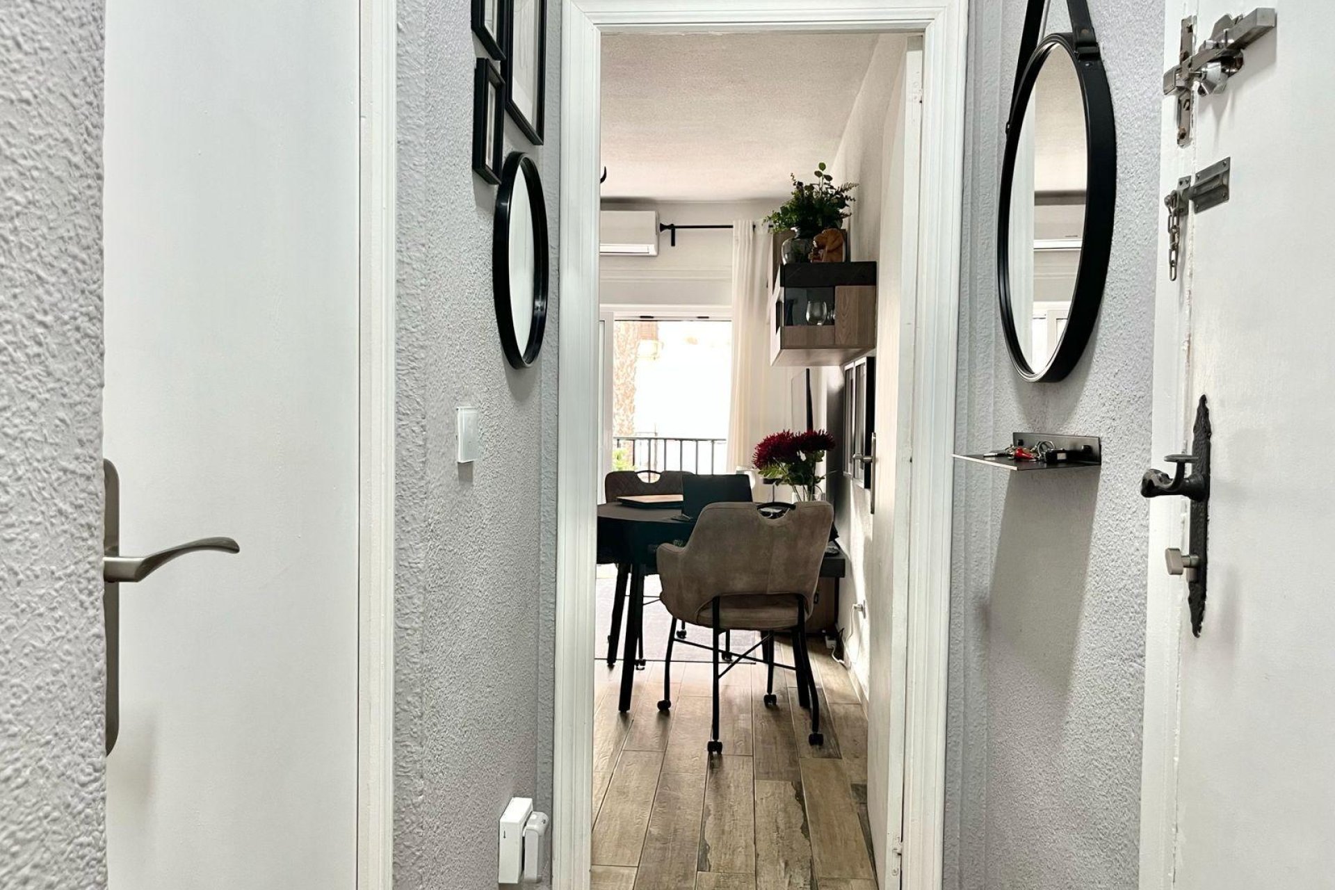 Resale - Apartment -
Torrevieja - Calas Blanca