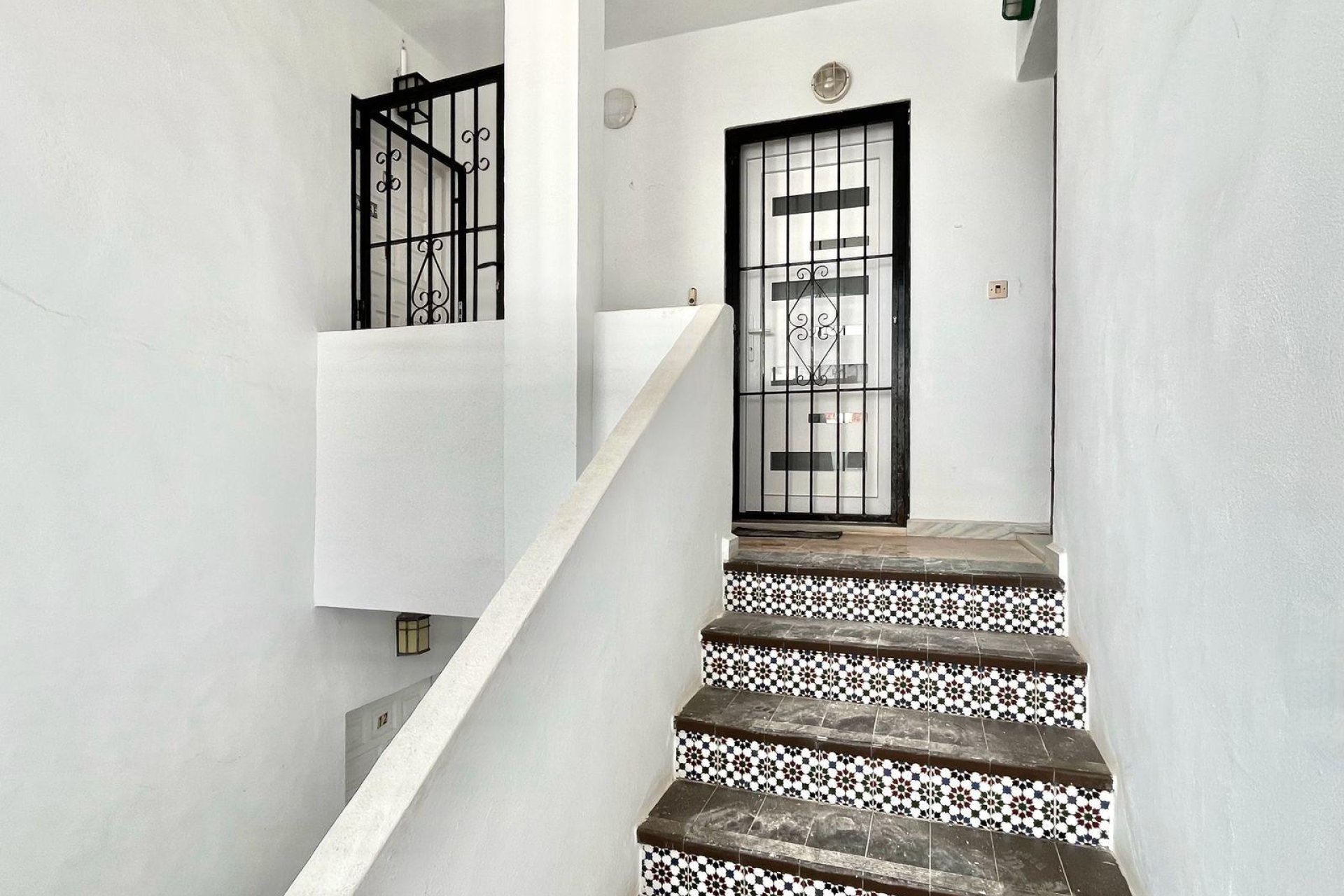 Resale - Apartment -
Torrevieja - Calas Blanca
