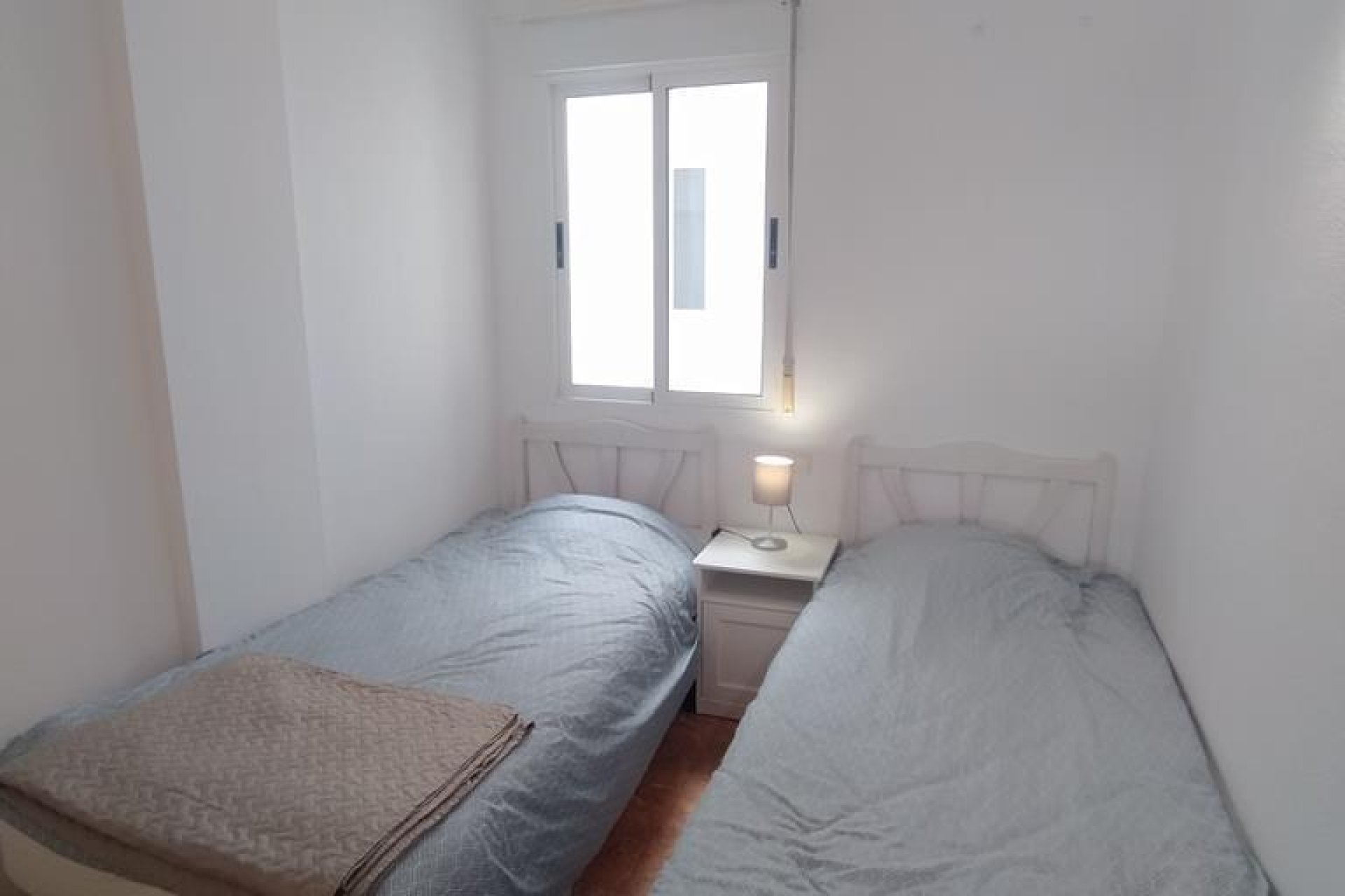 Resale - Apartment -
Torrevieja - CASCO URBANO