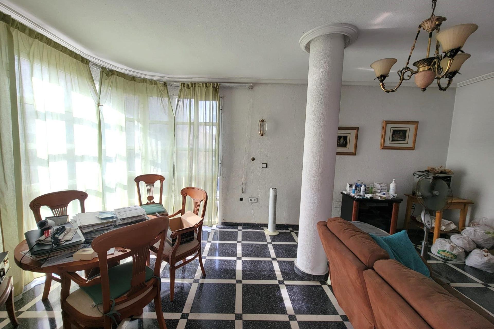 Resale - Apartment -
Torrevieja - Centro