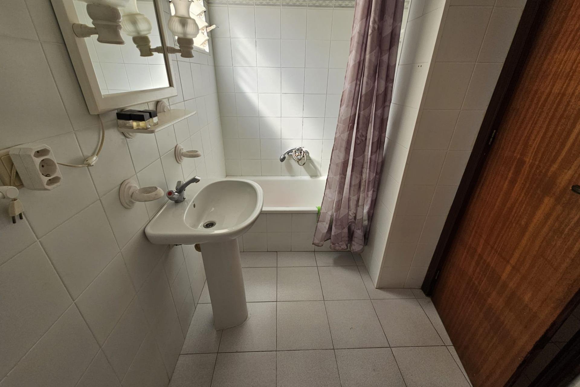 Resale - Apartment -
Torrevieja - Centro