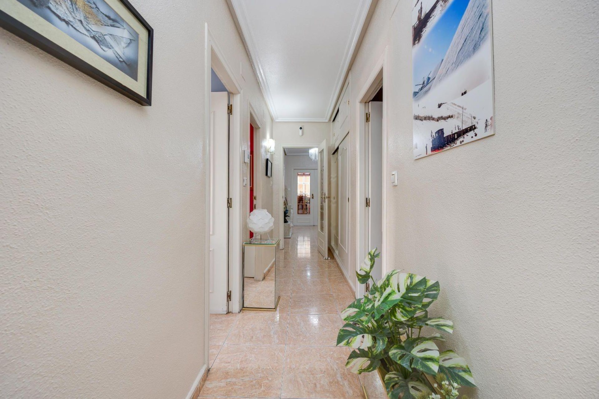 Resale - Apartment -
Torrevieja - Centro