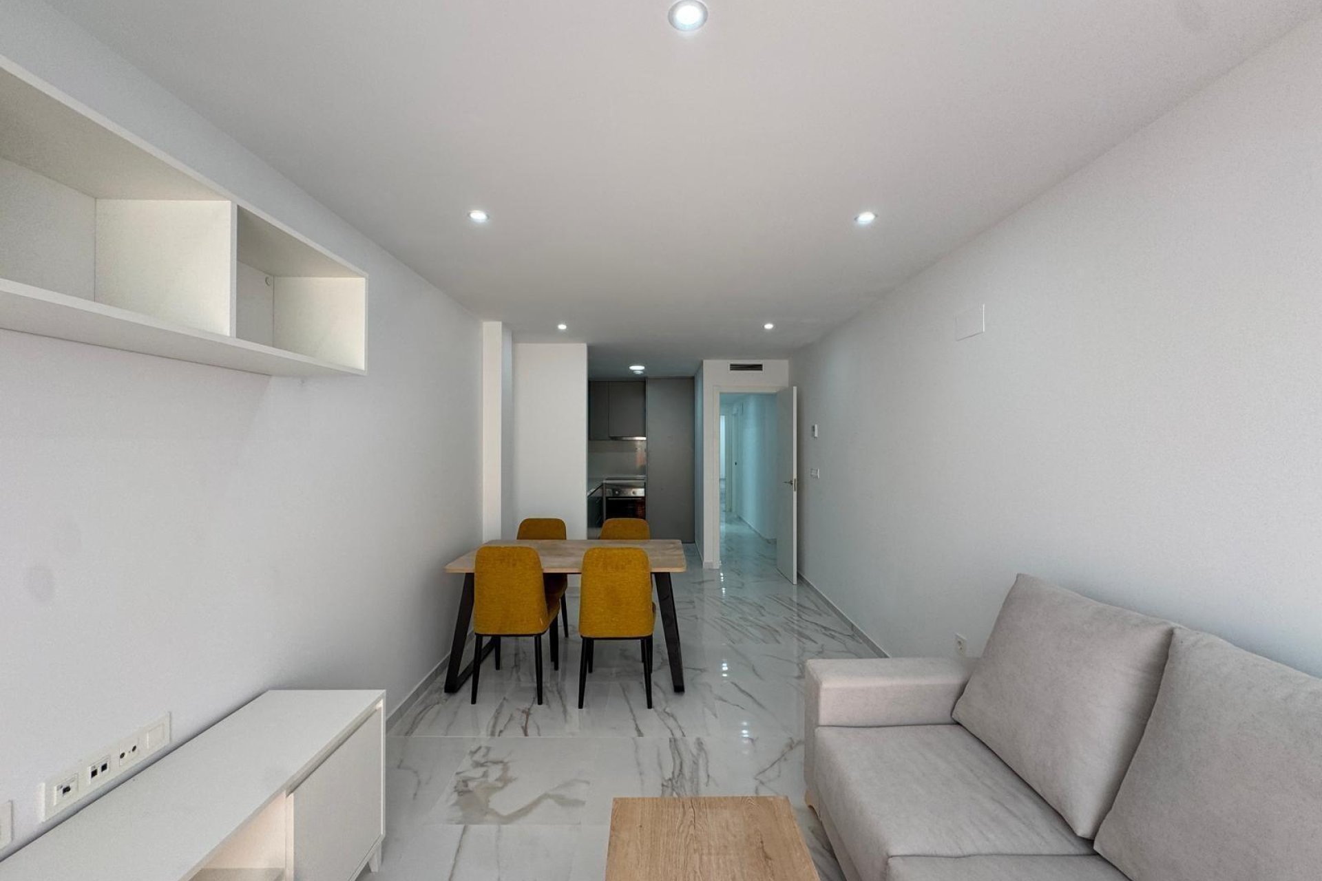 Resale - Apartment -
Torrevieja - Centro