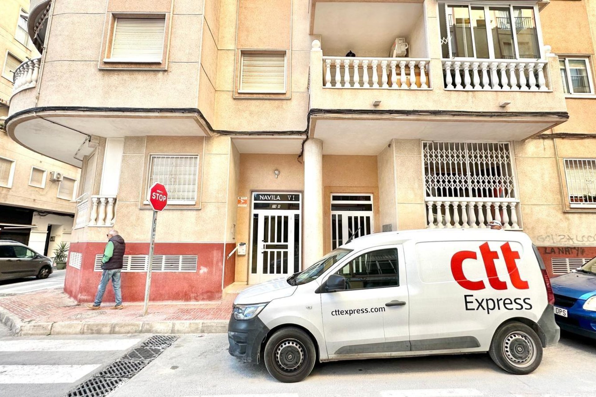 Resale - Apartment -
Torrevieja - Centro