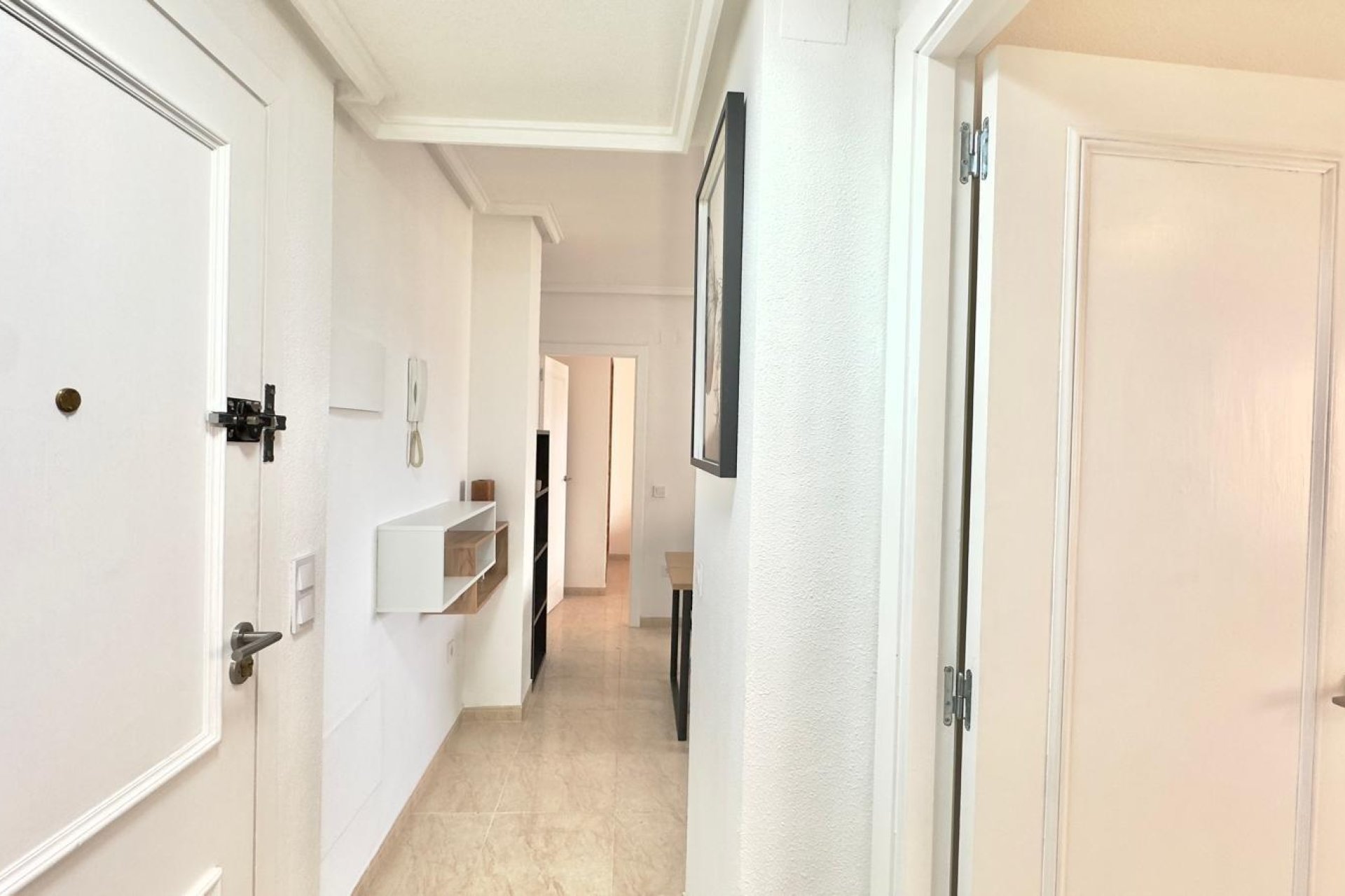 Resale - Apartment -
Torrevieja - Centro