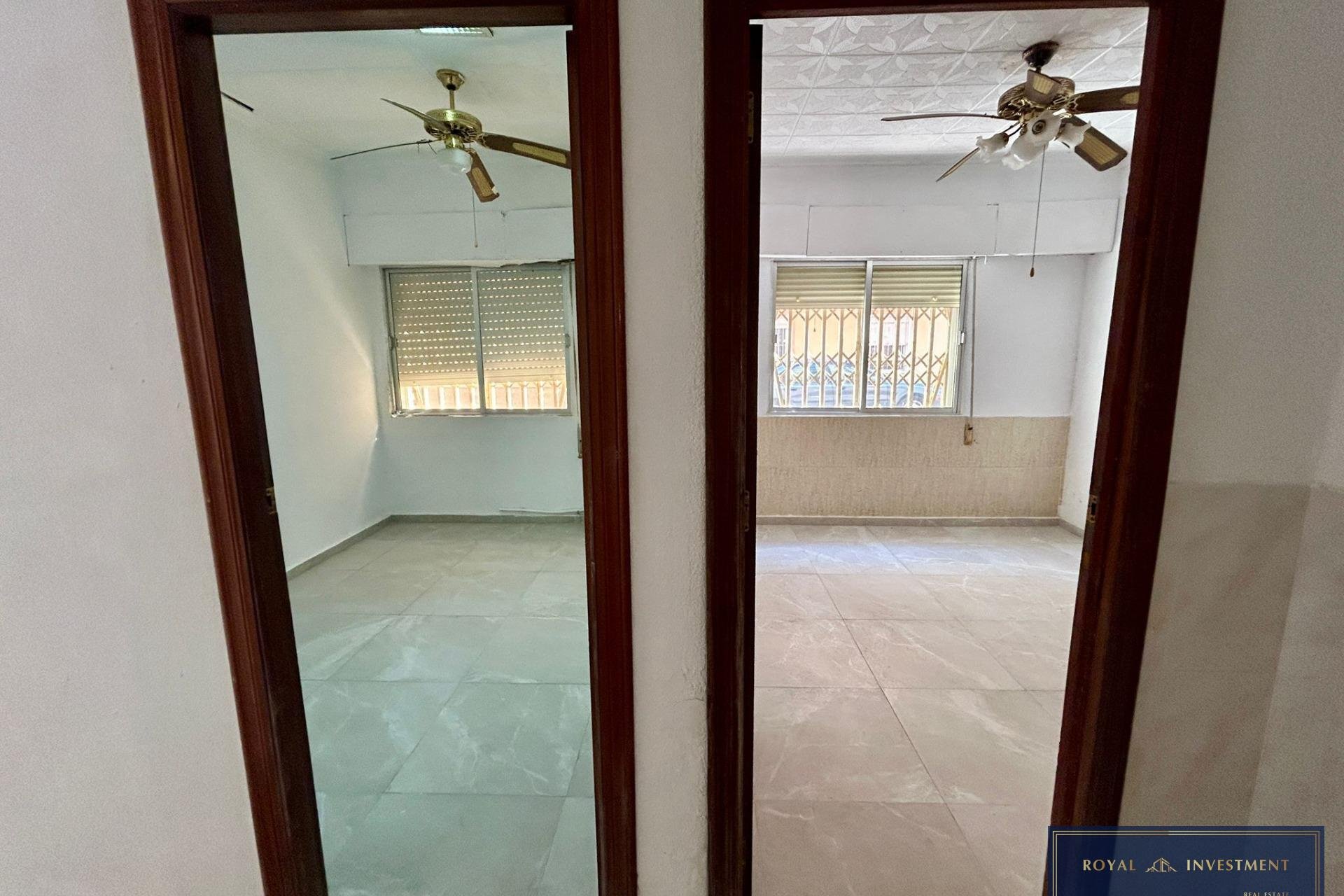 Resale - Apartment -
Torrevieja - Centro