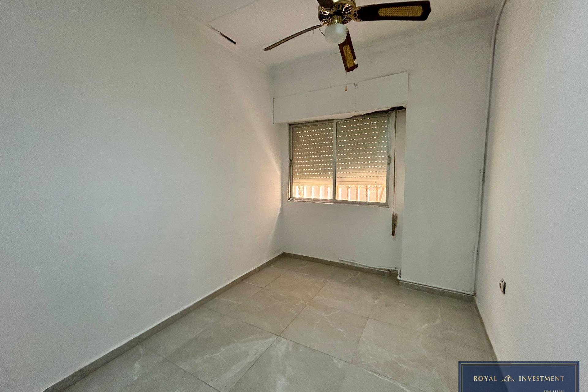 Resale - Apartment -
Torrevieja - Centro