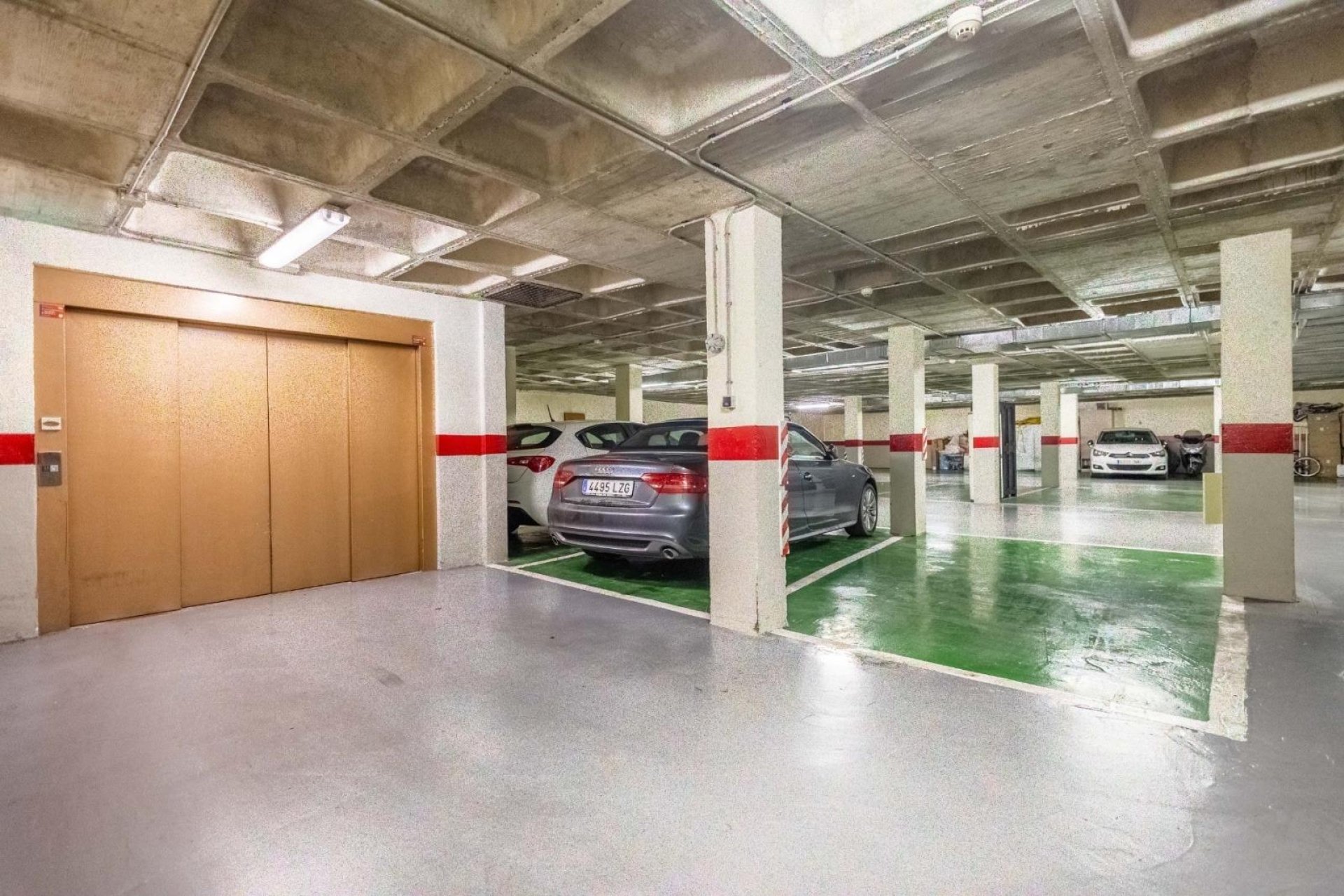 Resale - Apartment -
Torrevieja - Centro