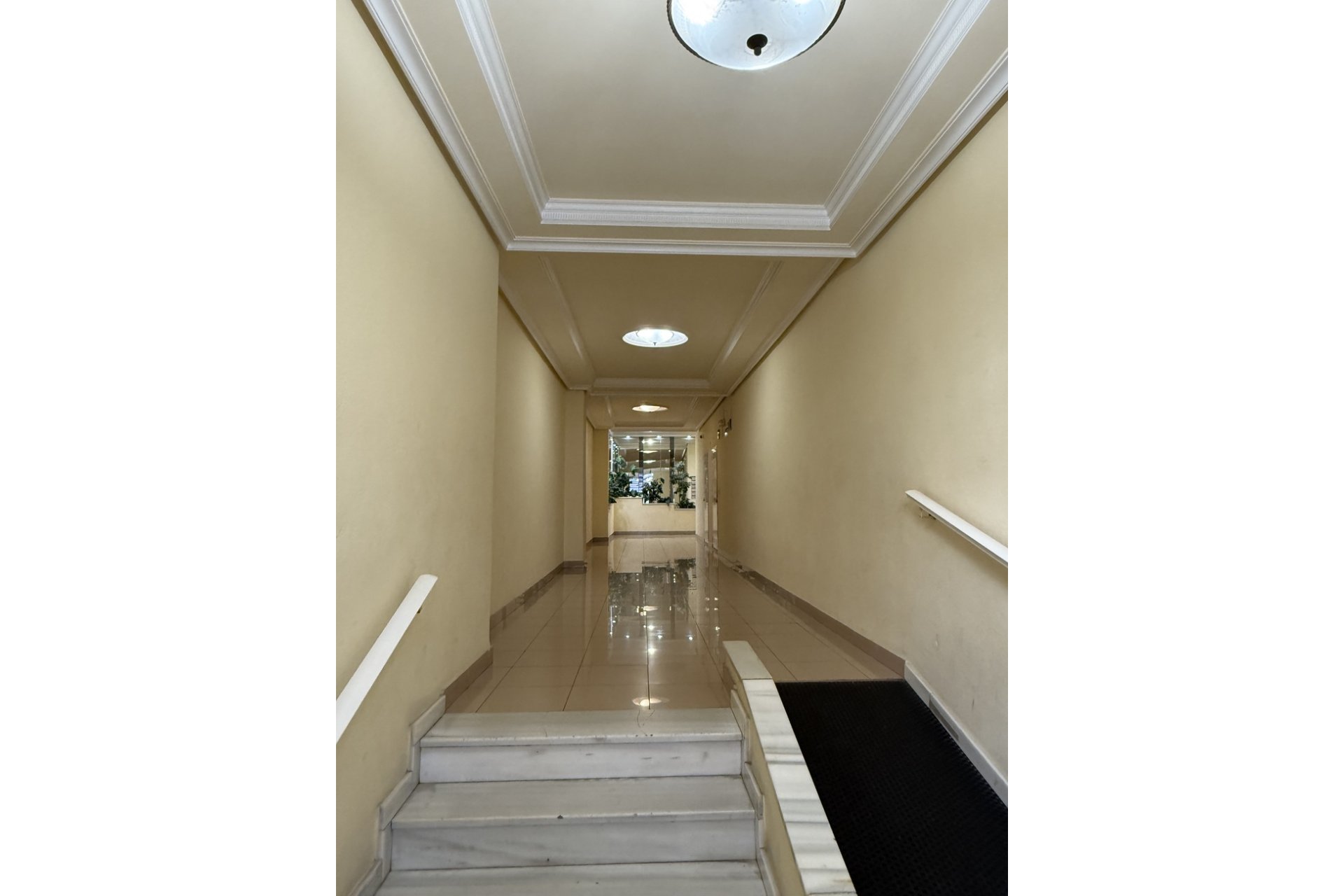 Resale - Apartment -
Torrevieja - Centro