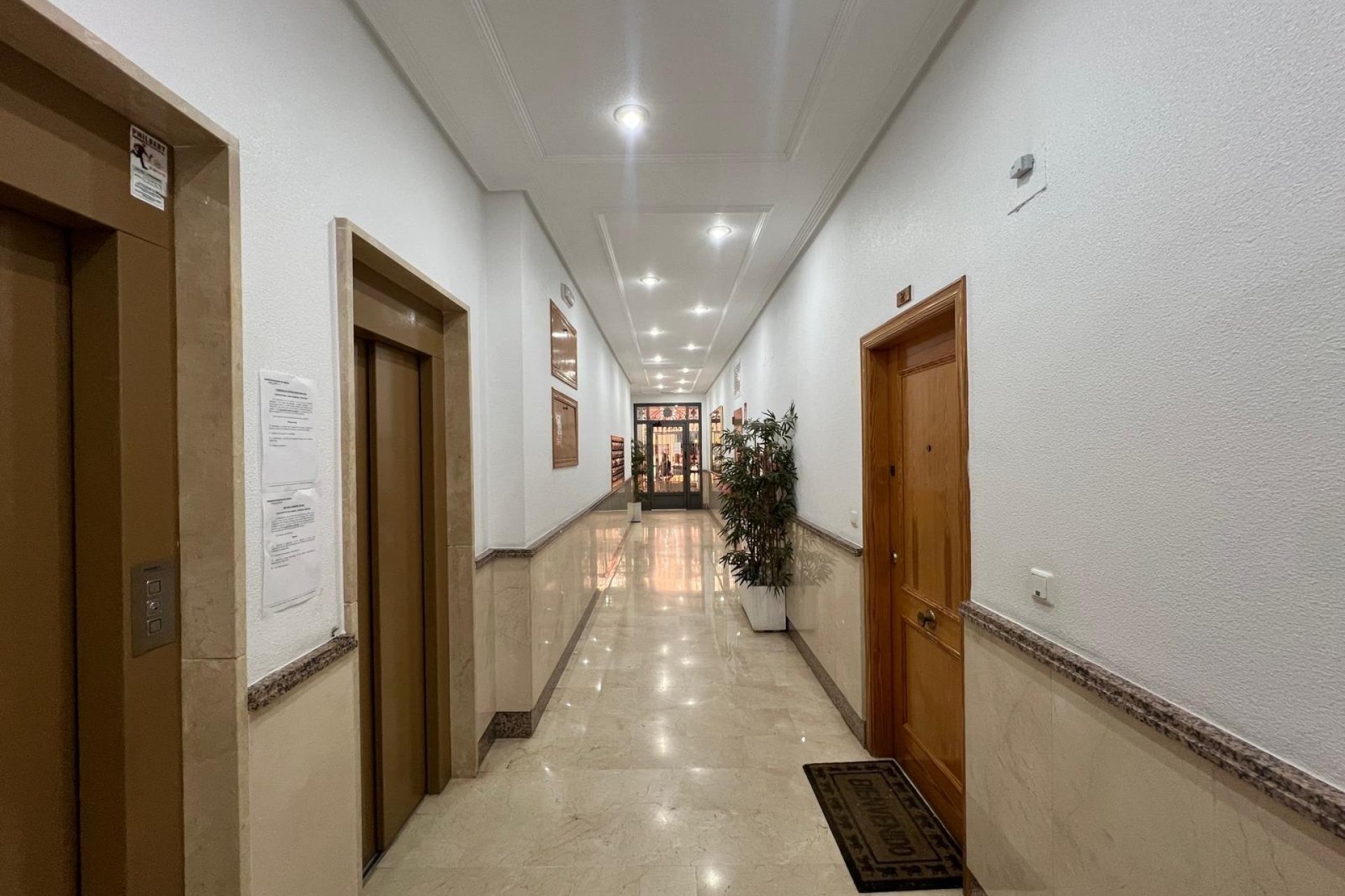 Resale - Apartment -
Torrevieja - Centro