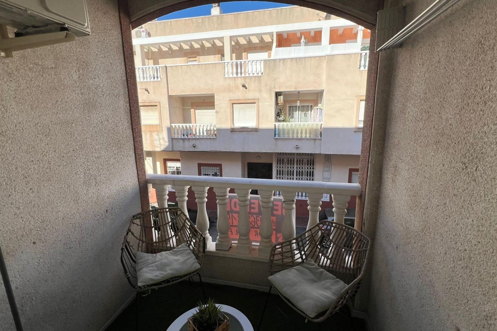 Resale - Apartment -
Torrevieja - Centro