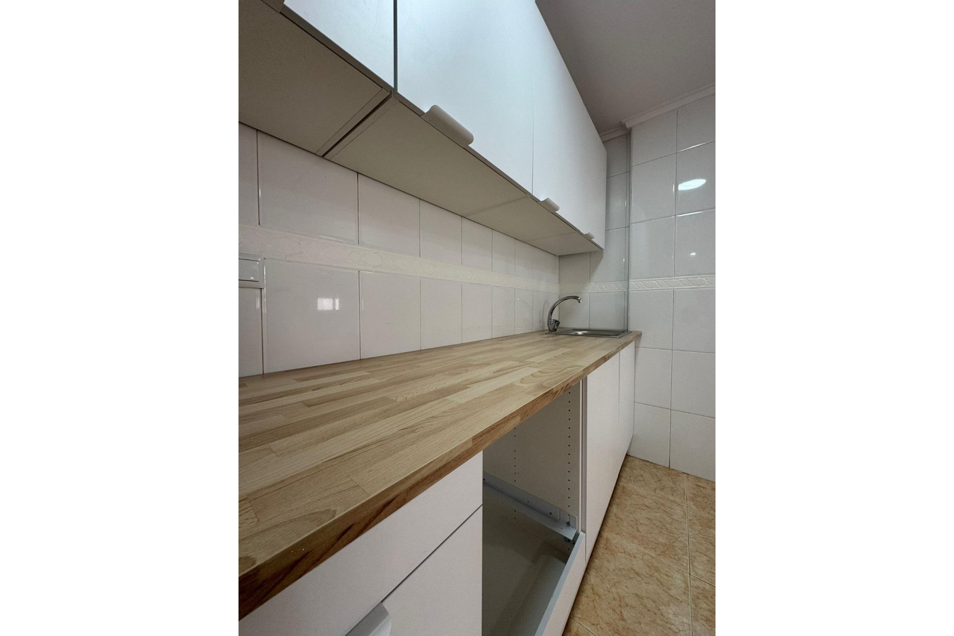 Resale - Apartment -
Torrevieja - Centro