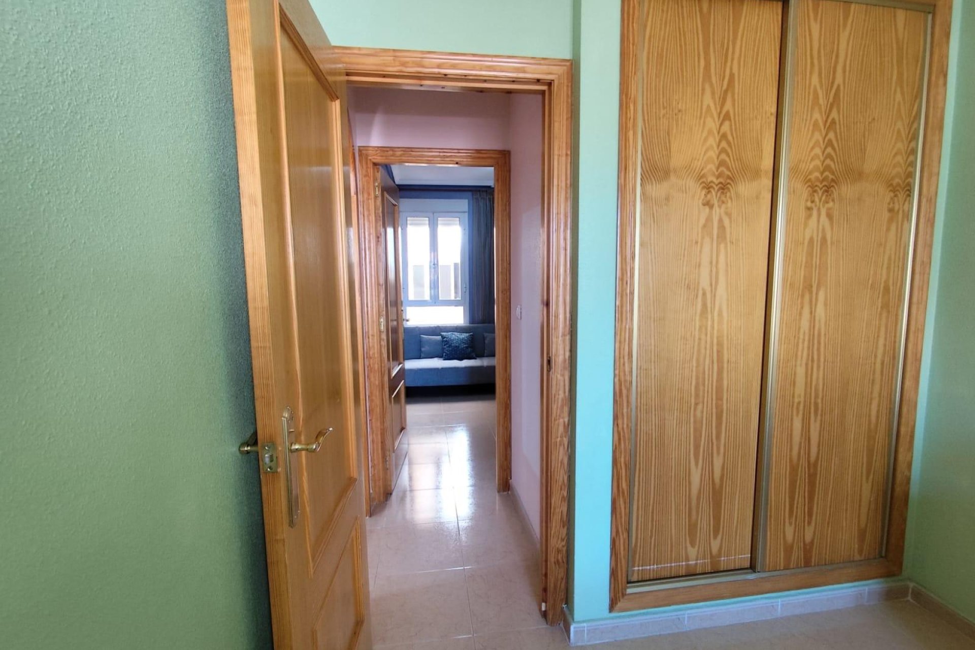 Resale - Apartment -
Torrevieja - Centro