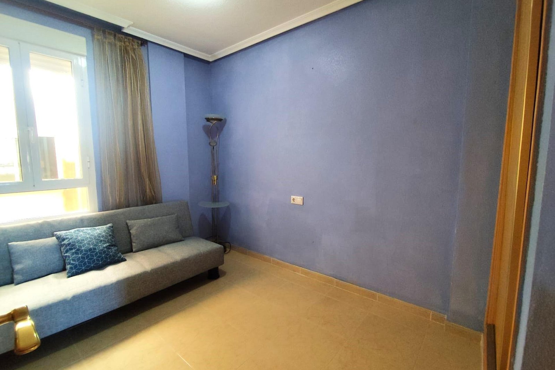 Resale - Apartment -
Torrevieja - Centro