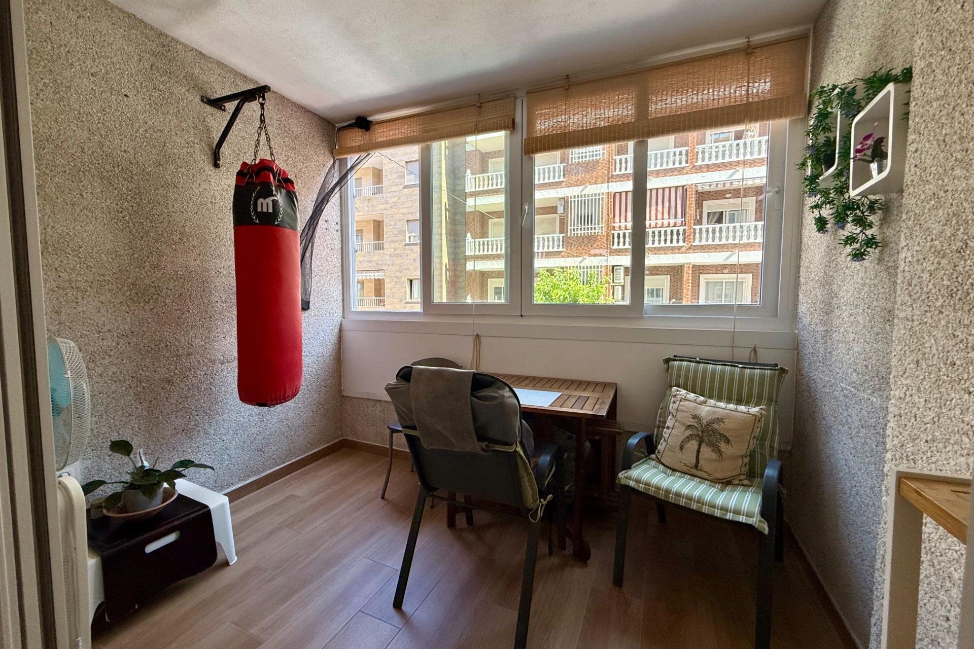 Resale - Apartment -
Torrevieja - Centro