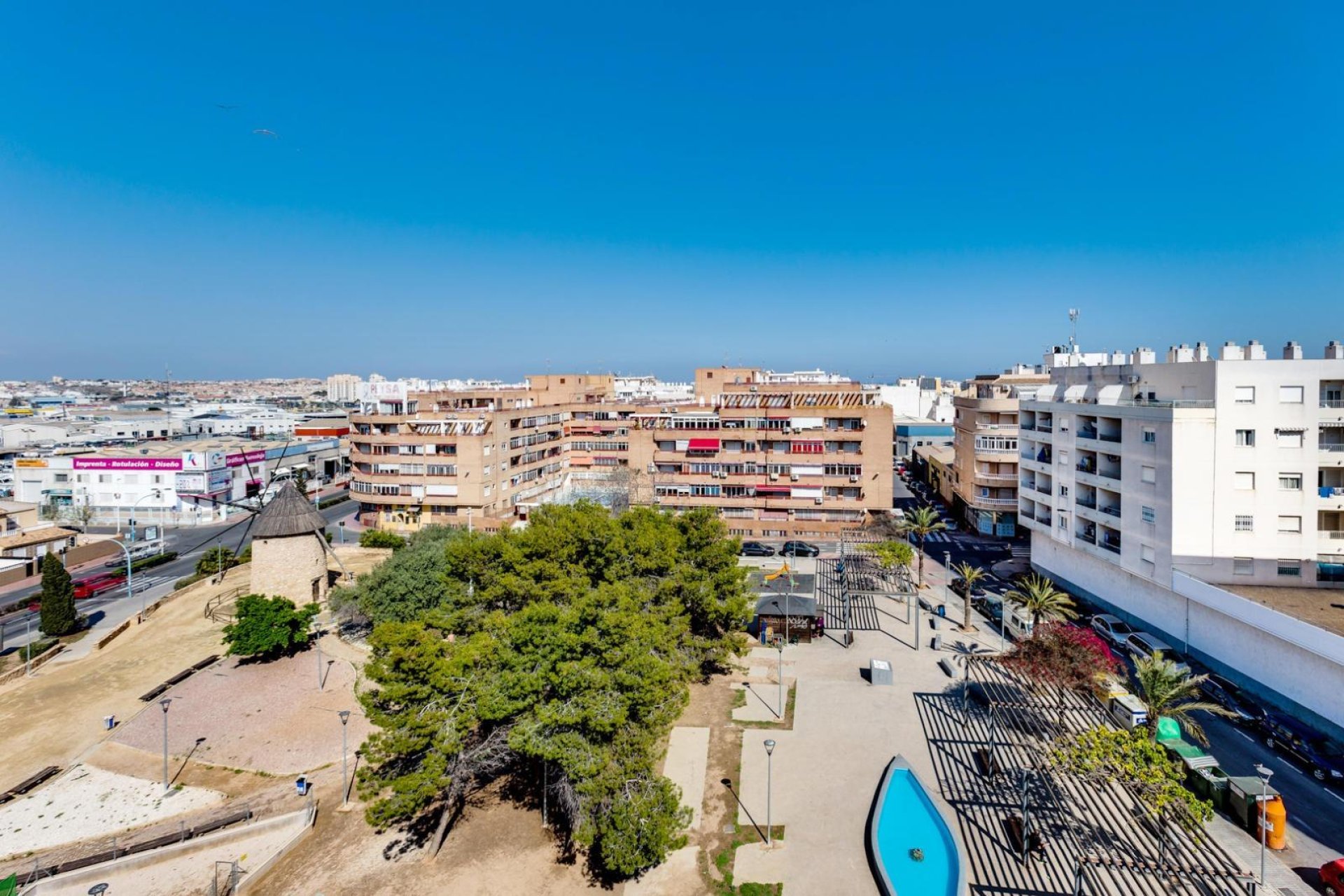Resale - Apartment -
Torrevieja - Centro