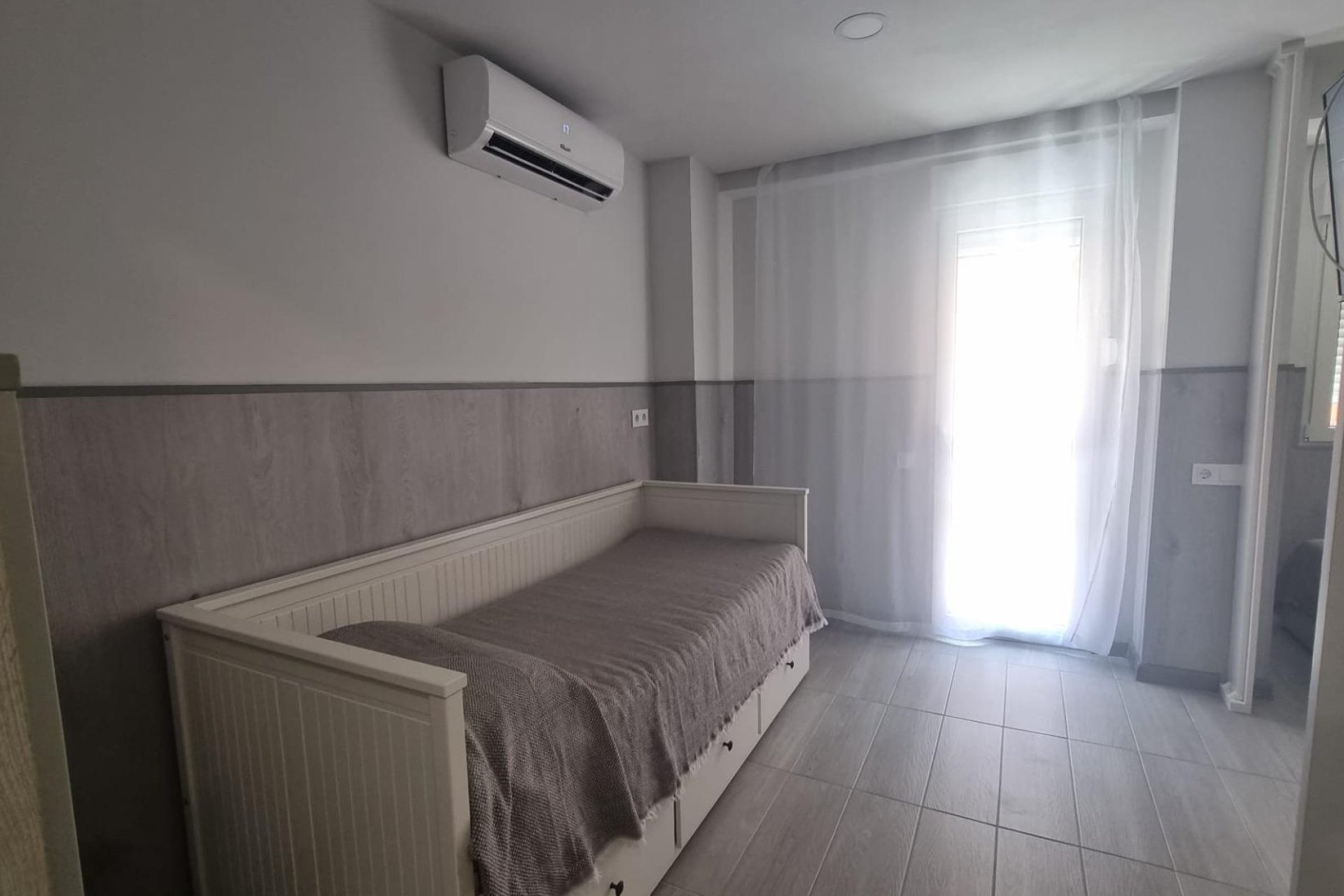 Resale - Apartment -
Torrevieja - Centro