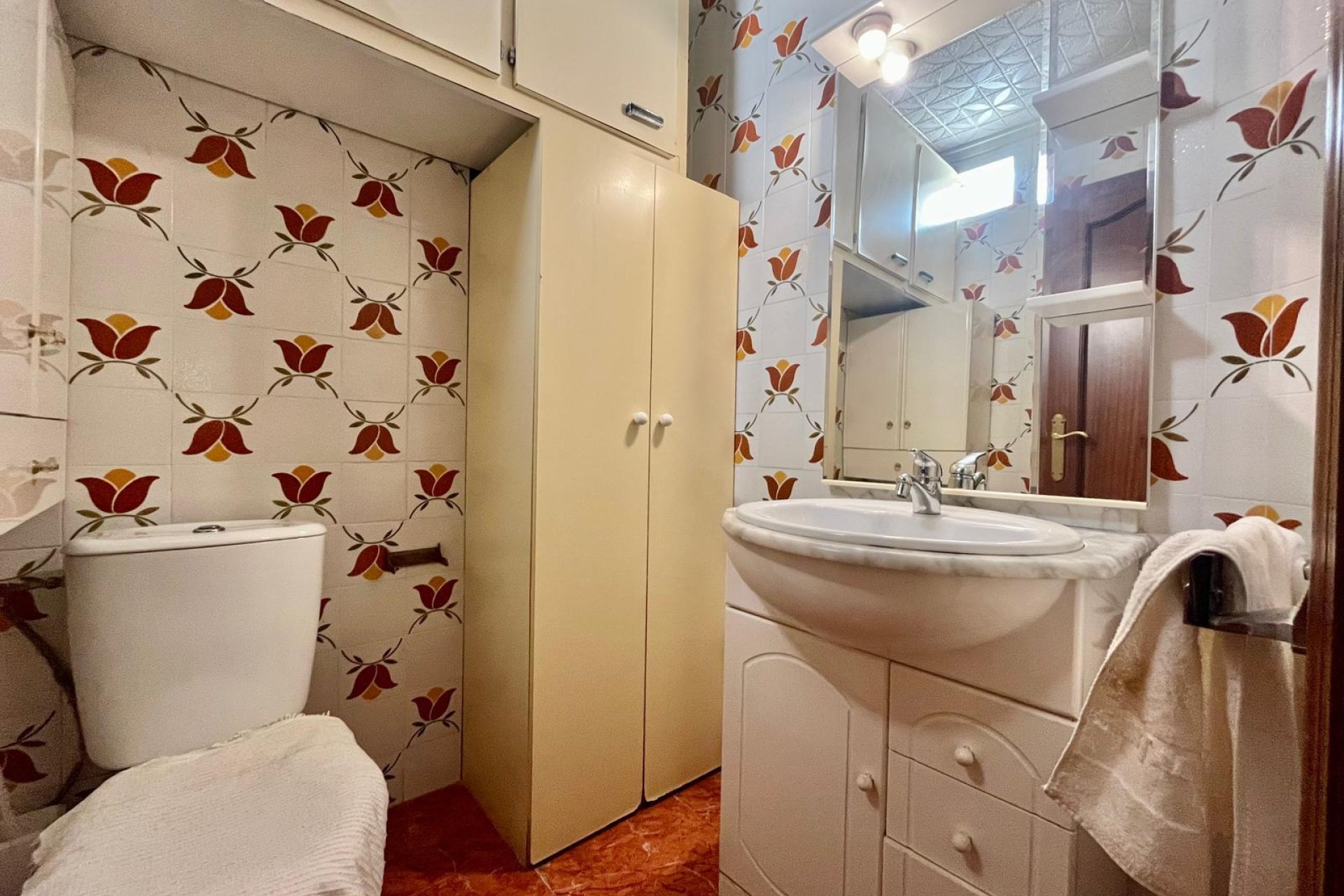 Resale - Apartment -
Torrevieja - Centro
