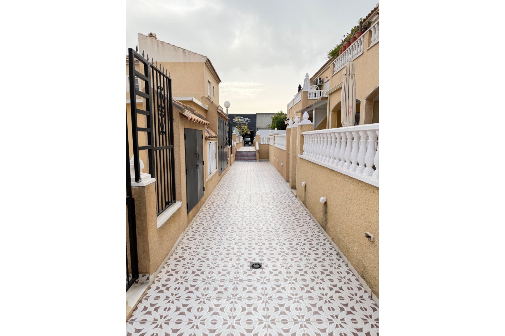 Resale - Apartment -
Torrevieja - Centro