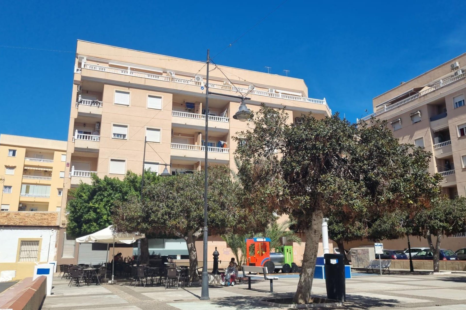 Resale - Apartment -
Torrevieja - Centro