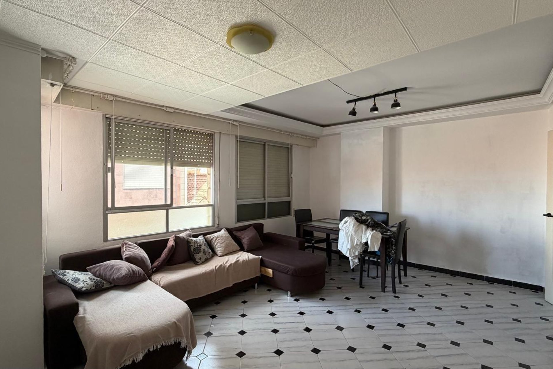 Resale - Apartment -
Torrevieja - Centro