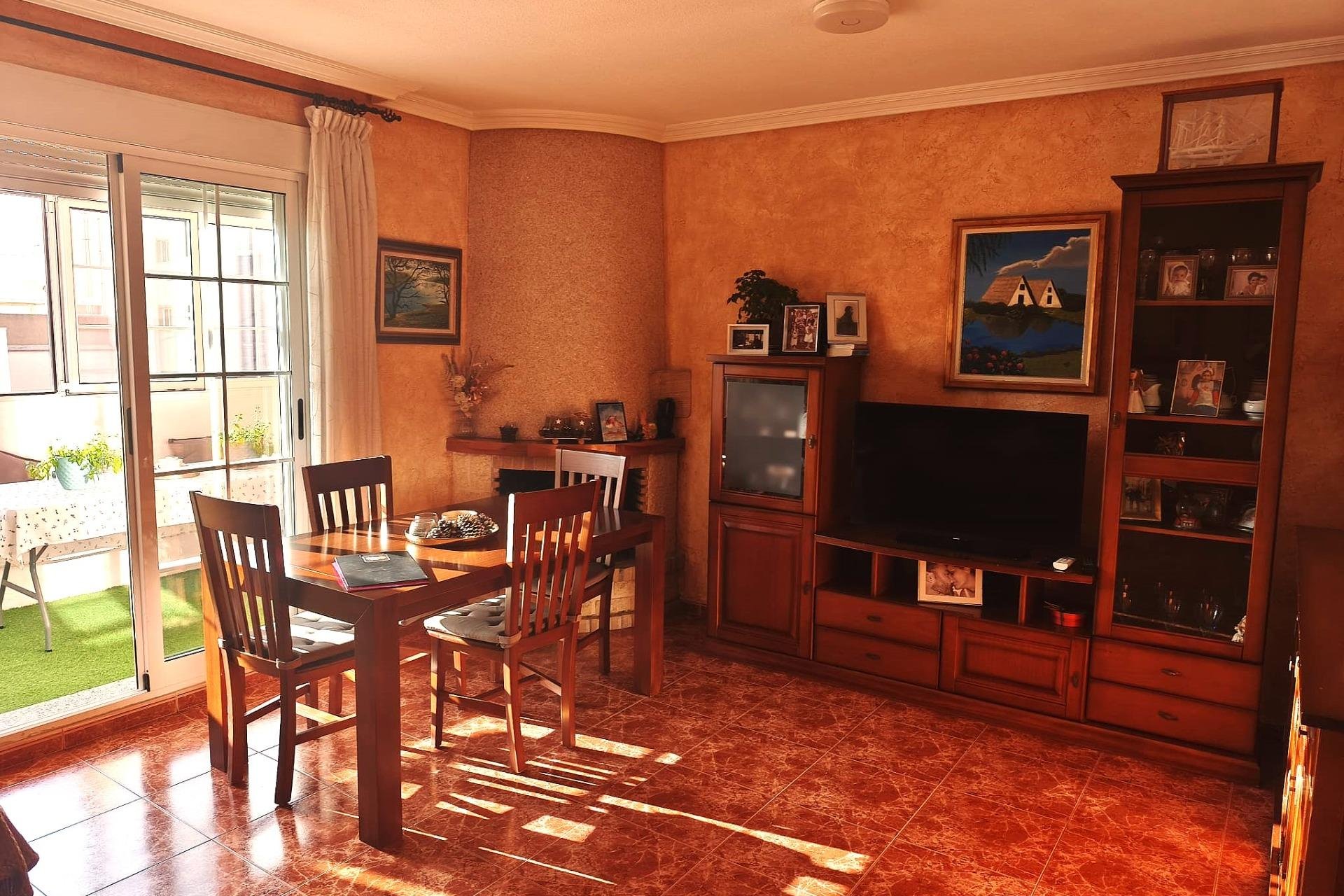 Resale - Apartment -
Torrevieja - Centro