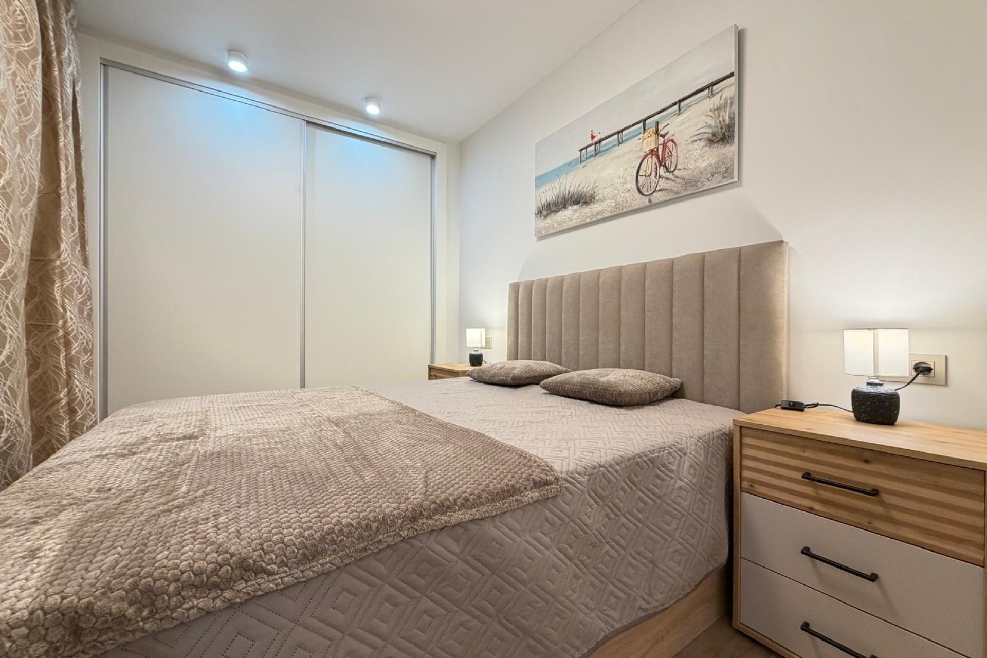Resale - Apartment -
Torrevieja - Centro