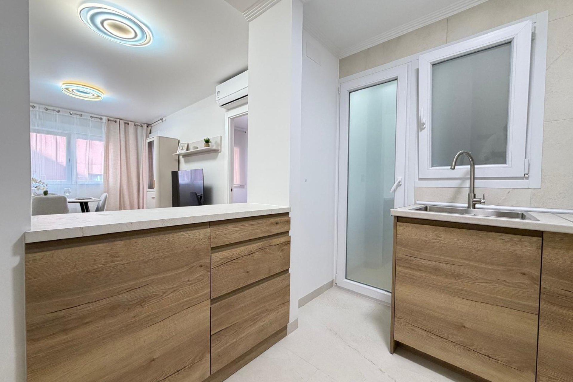 Resale - Apartment -
Torrevieja - Centro