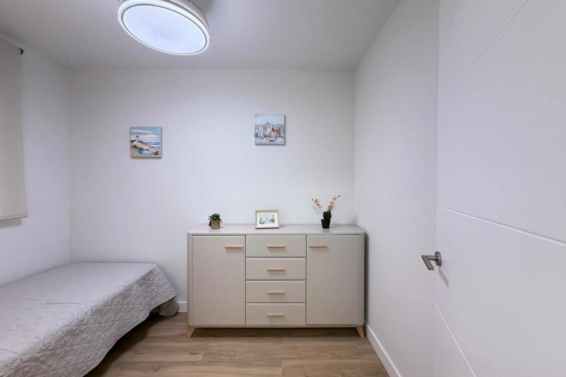 Resale - Apartment -
Torrevieja - Centro