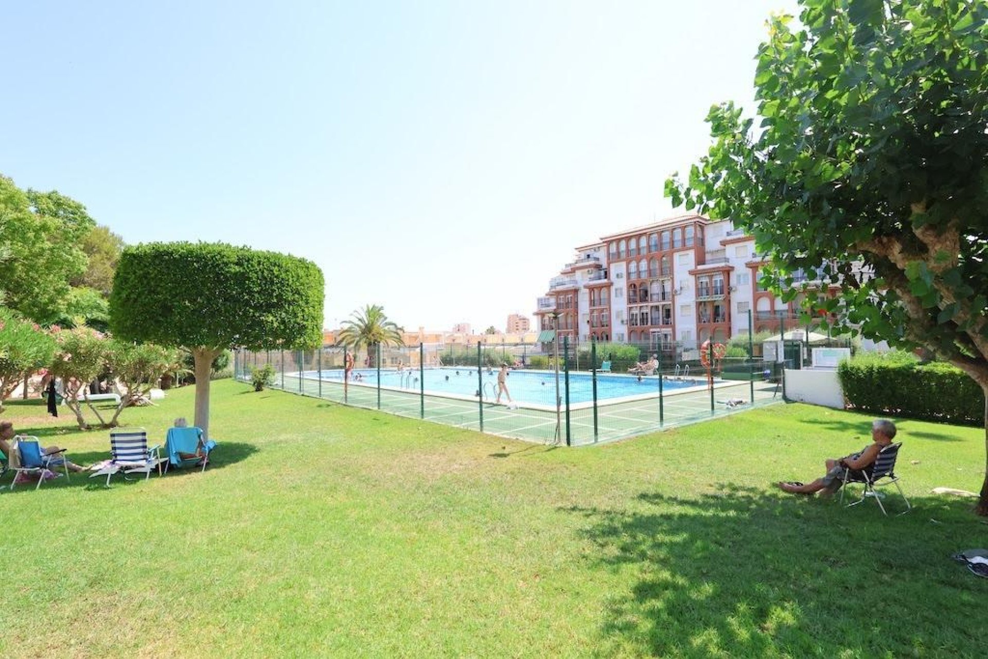 Resale - Apartment -
Torrevieja - Costa Blanca