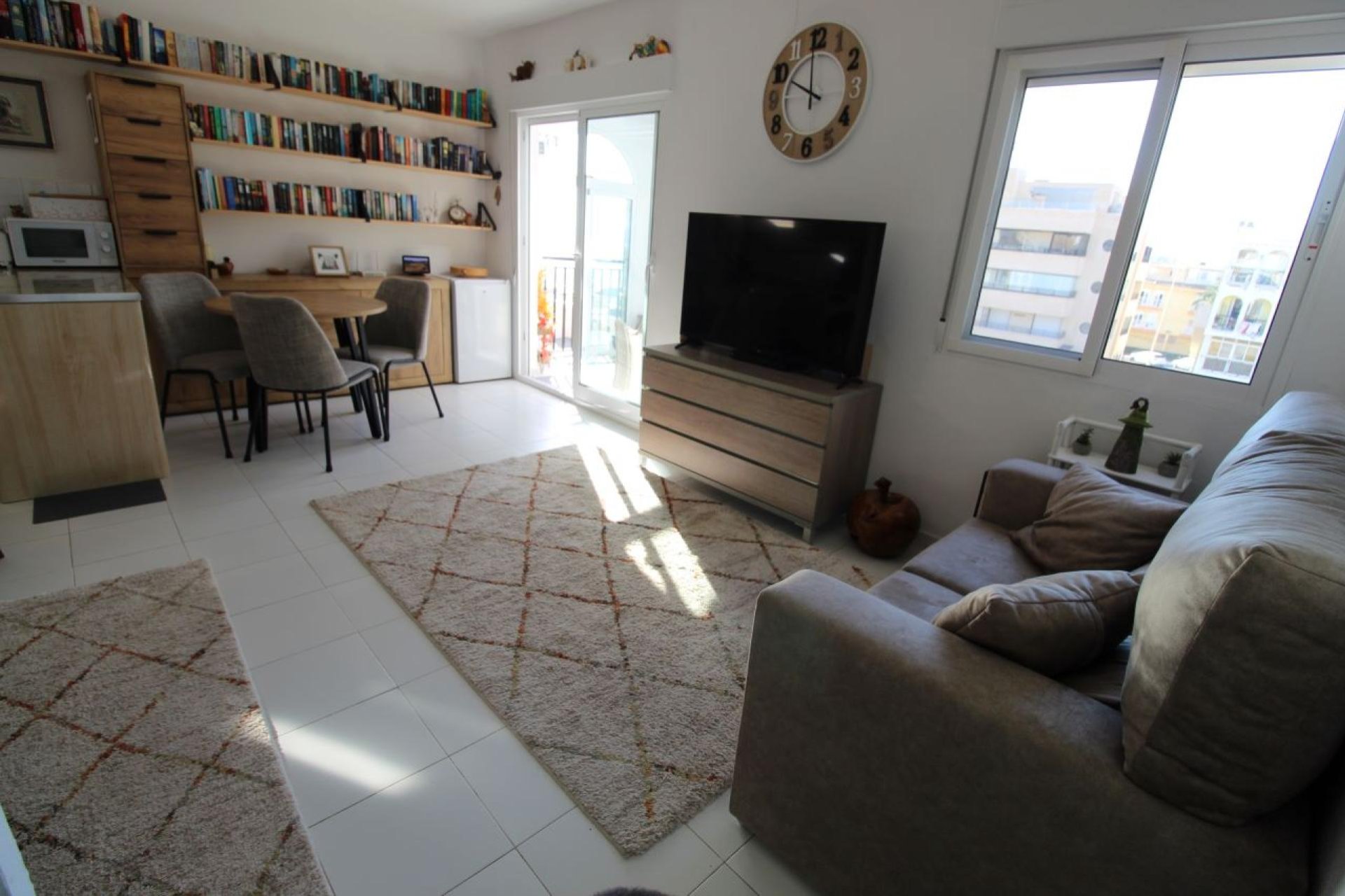 Resale - Apartment -
Torrevieja - Costa Blanca