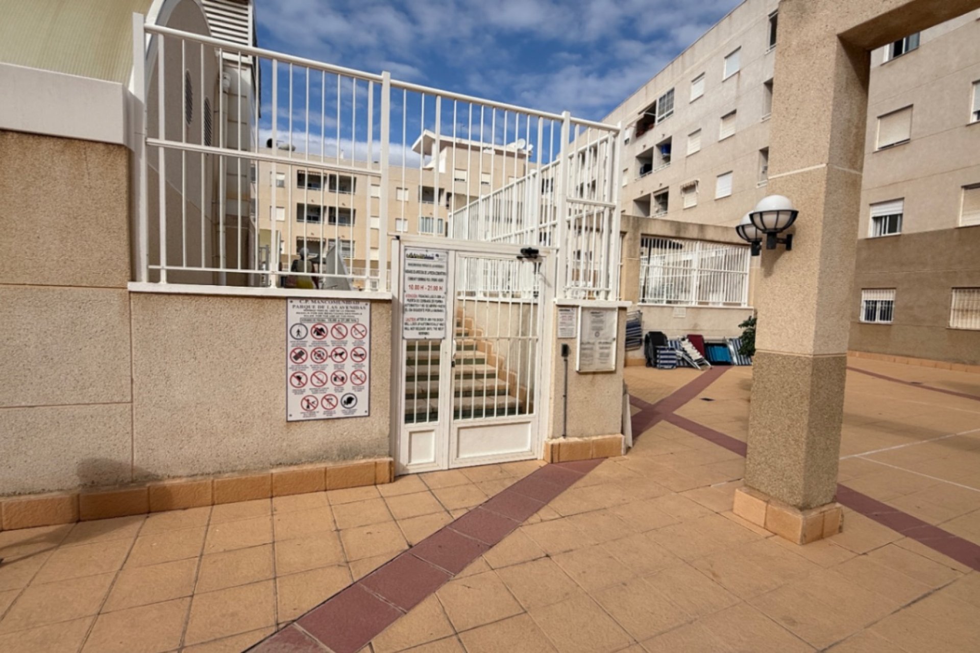 Resale - Apartment -
Torrevieja - Costa Blanca