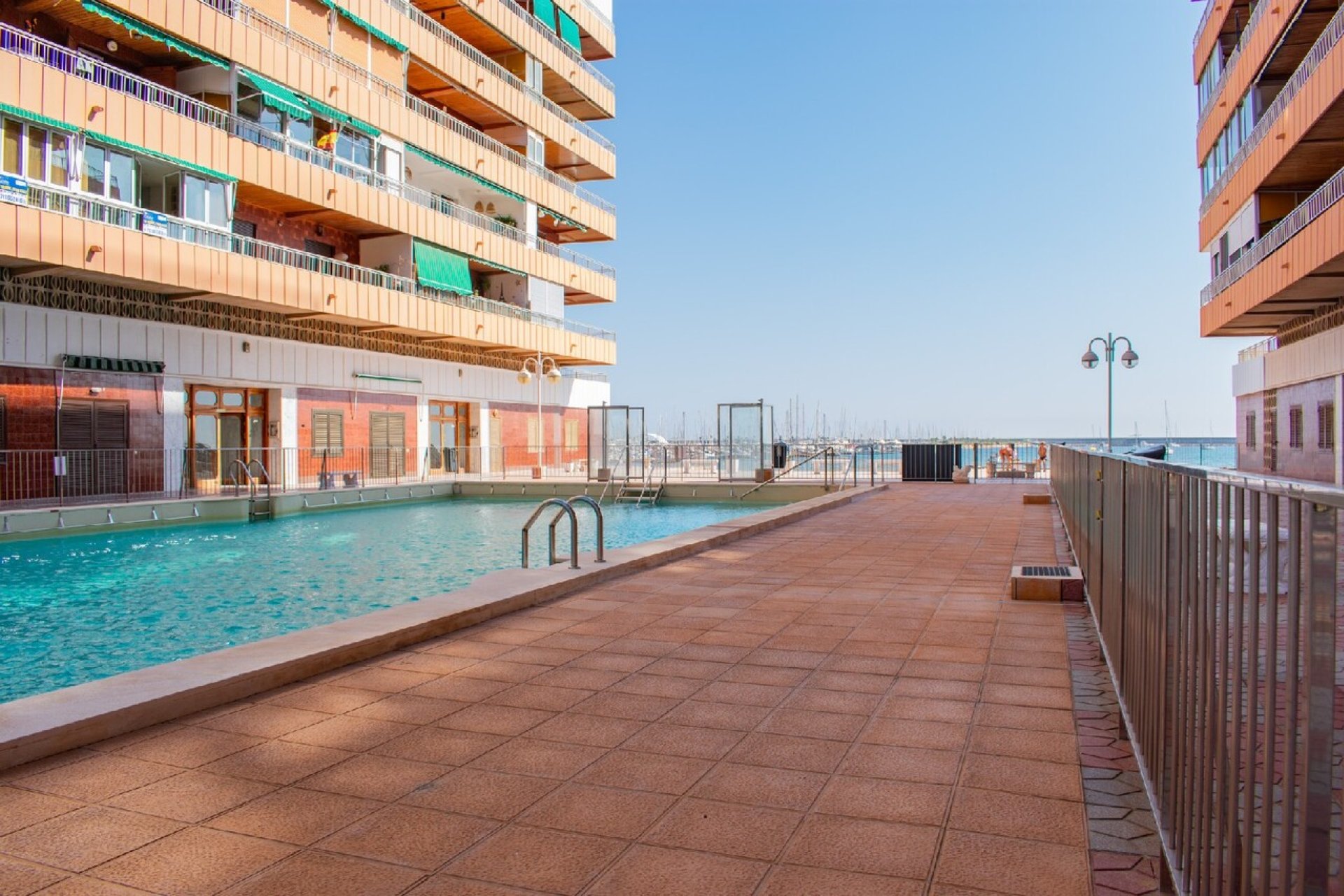 Resale - Apartment -
Torrevieja - Costa Blanca