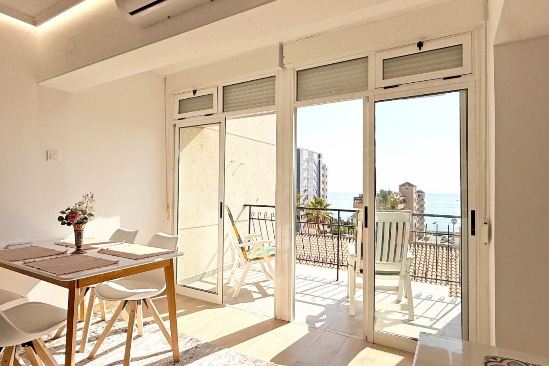 Resale - Apartment -
Torrevieja - Costa Blanca