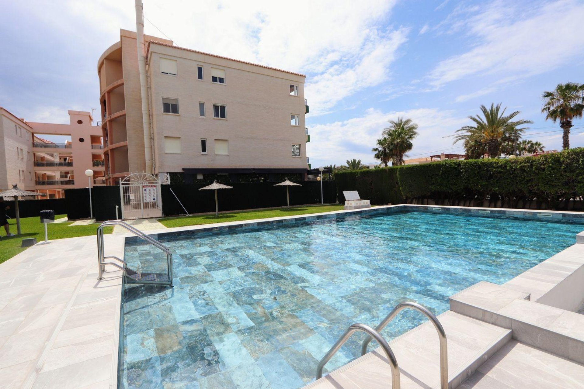 Resale - Apartment -
Torrevieja - Costa Blanca