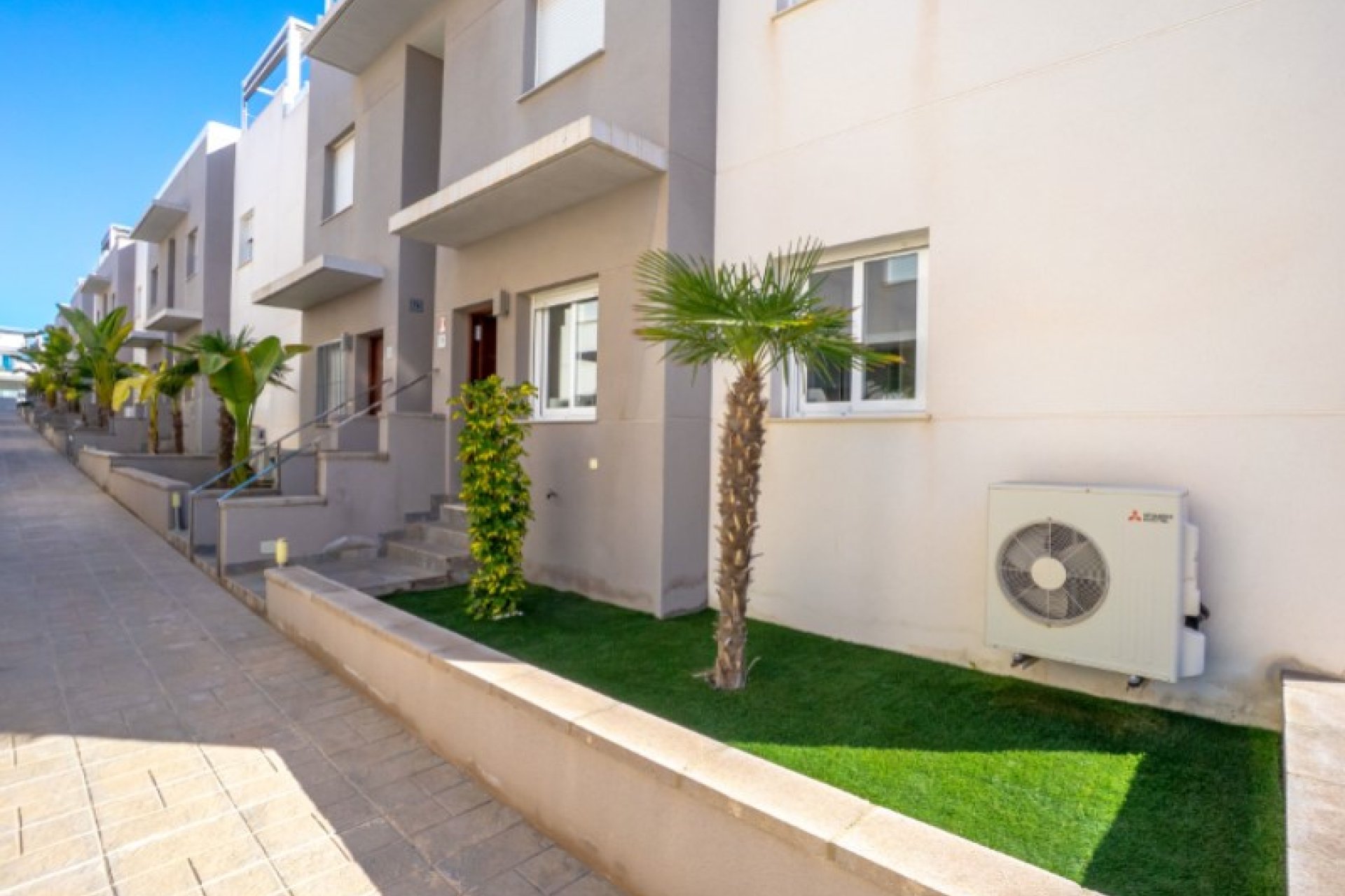 Resale - Apartment -
Torrevieja - Costa Blanca