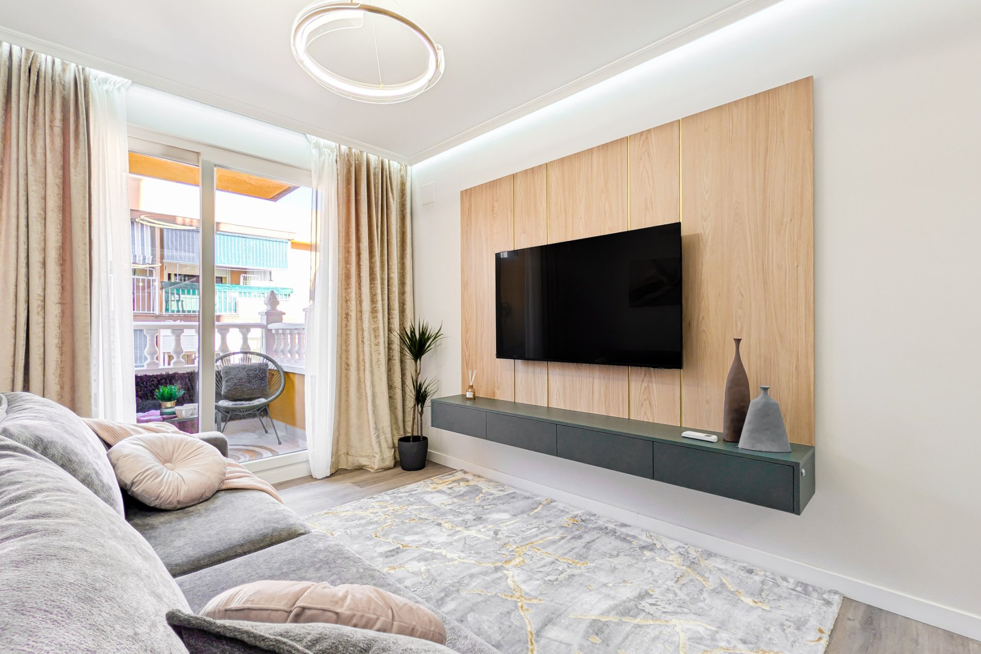 Resale - Apartment -
Torrevieja - Costa Blanca