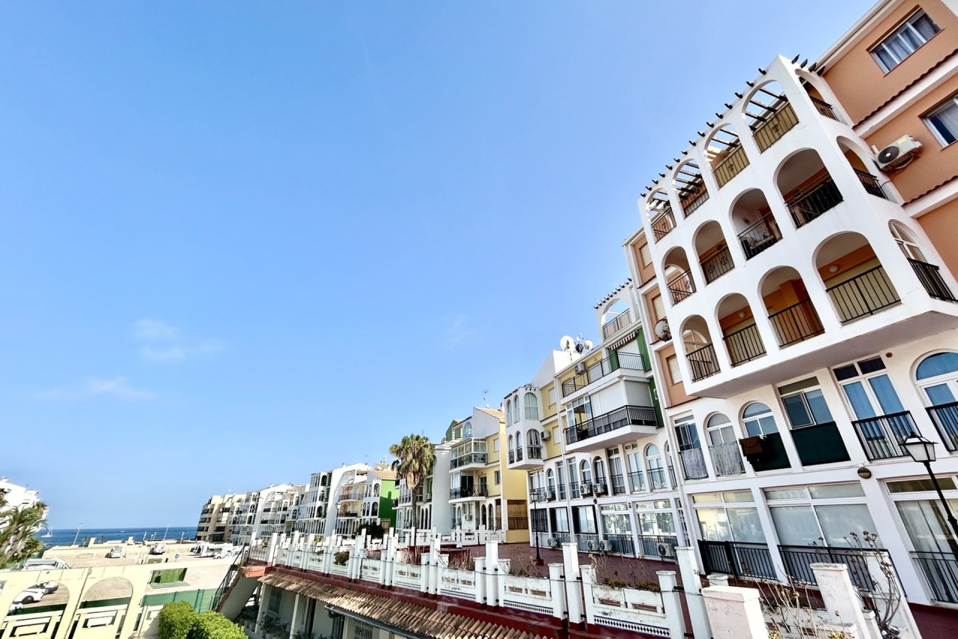 Resale - Apartment -
Torrevieja - Costa Blanca