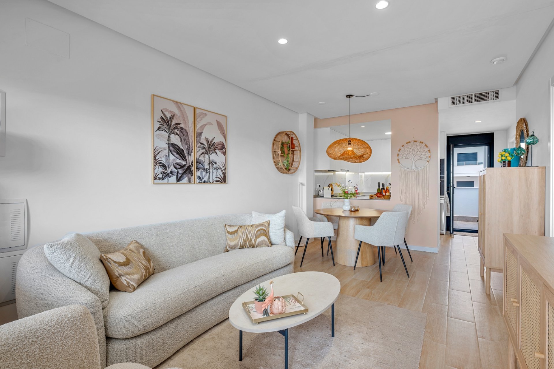 Resale - Apartment -
Torrevieja - Costa Blanca