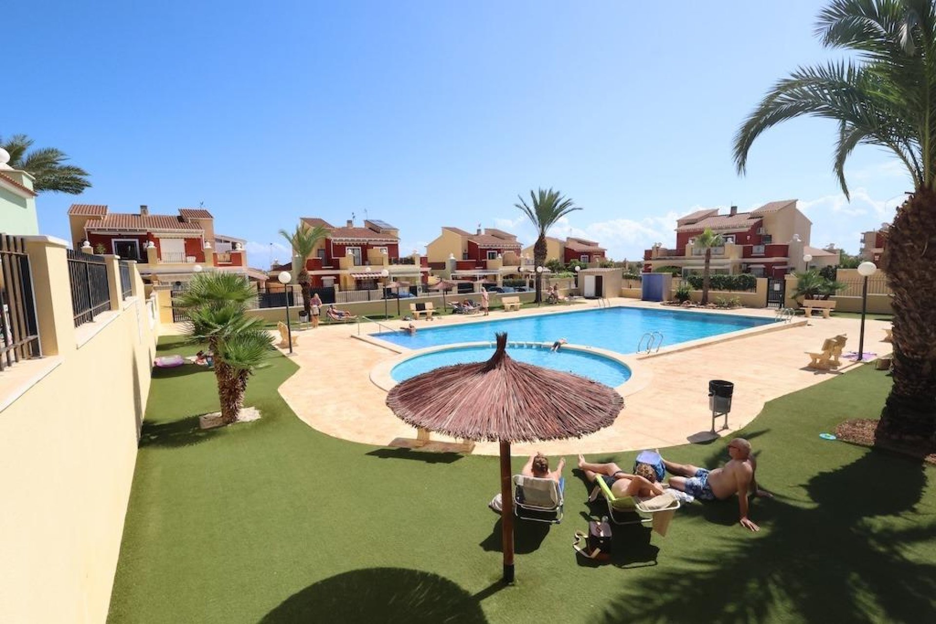 Resale - Apartment -
Torrevieja - Costa Blanca