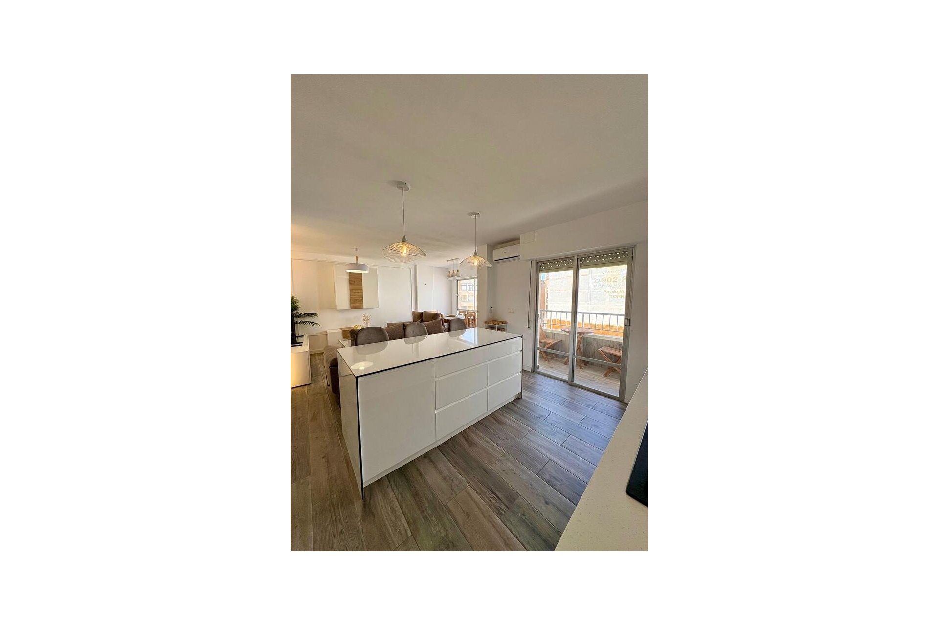 Resale - Apartment -
Torrevieja - Costa Blanca