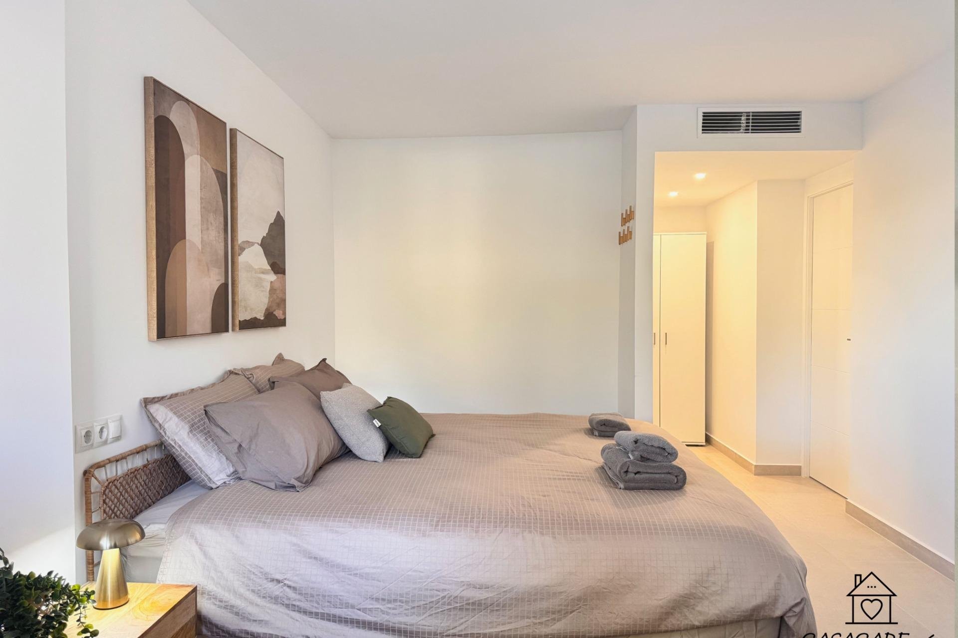 Resale - Apartment -
Torrevieja - El Acequión - Los Náufragos