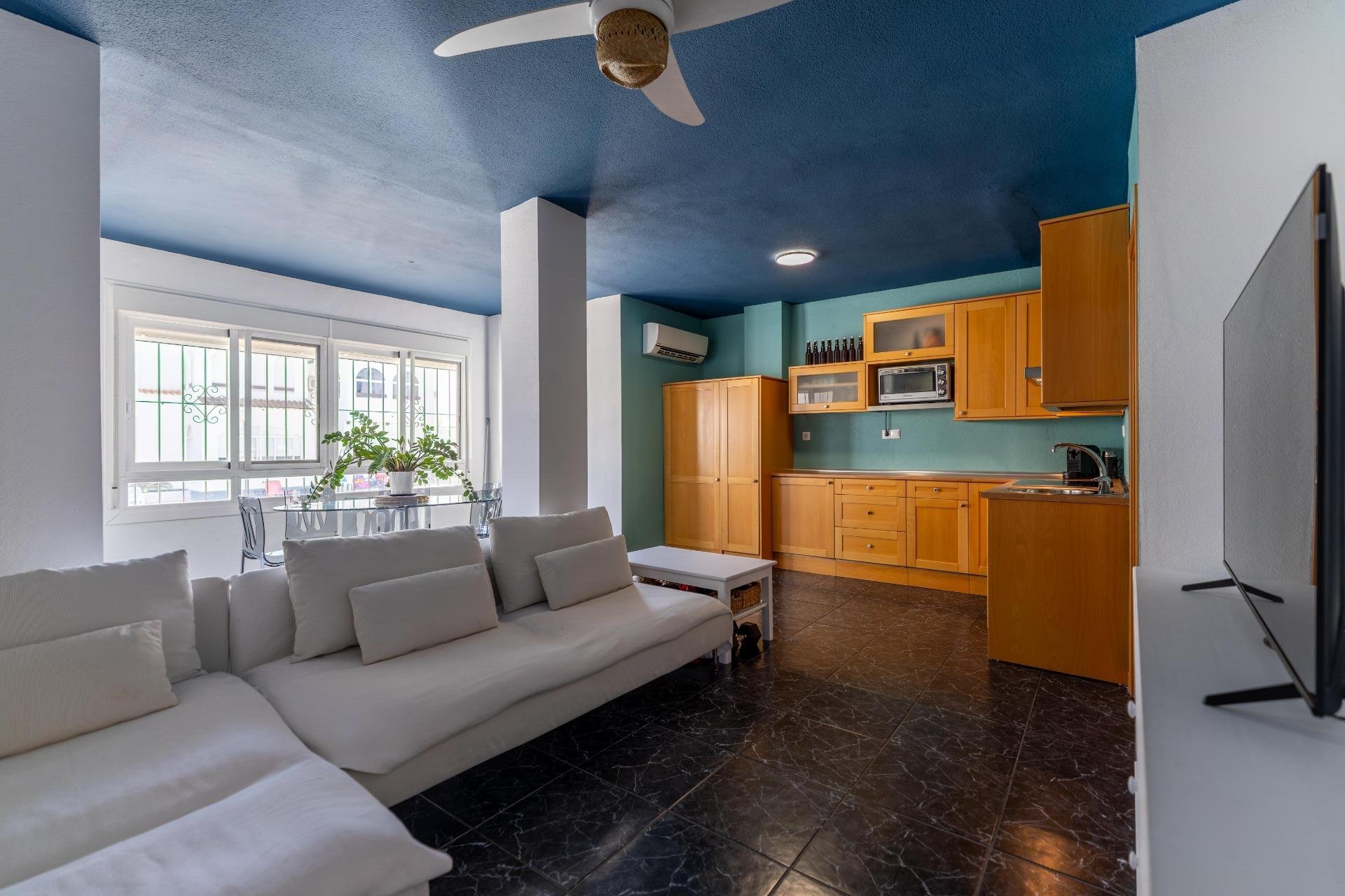 Resale - Apartment -
Torrevieja - El Acequión - Los Náufragos