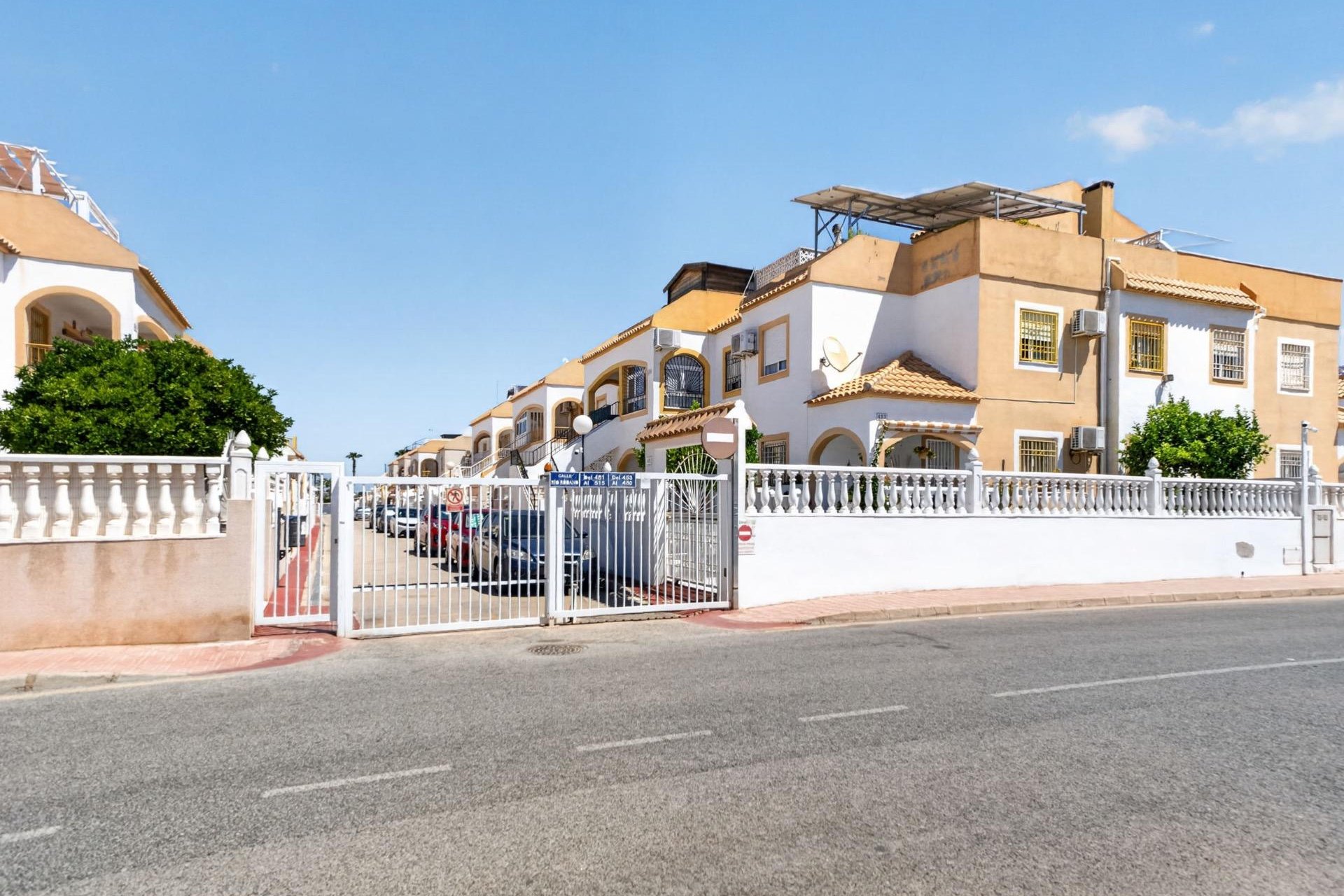 Resale - Apartment -
Torrevieja - El Limonar