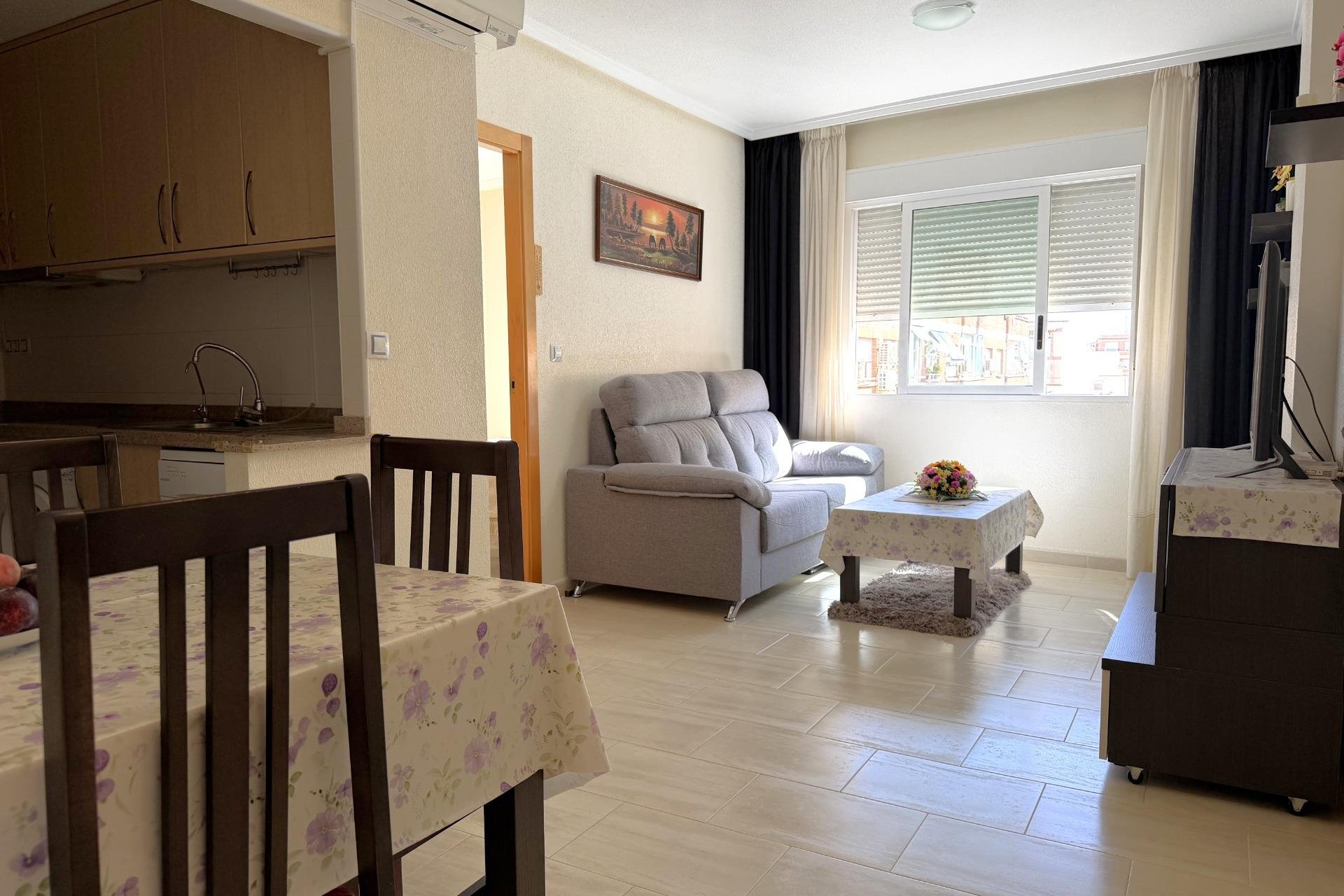 Resale - Apartment -
Torrevieja - El Molino