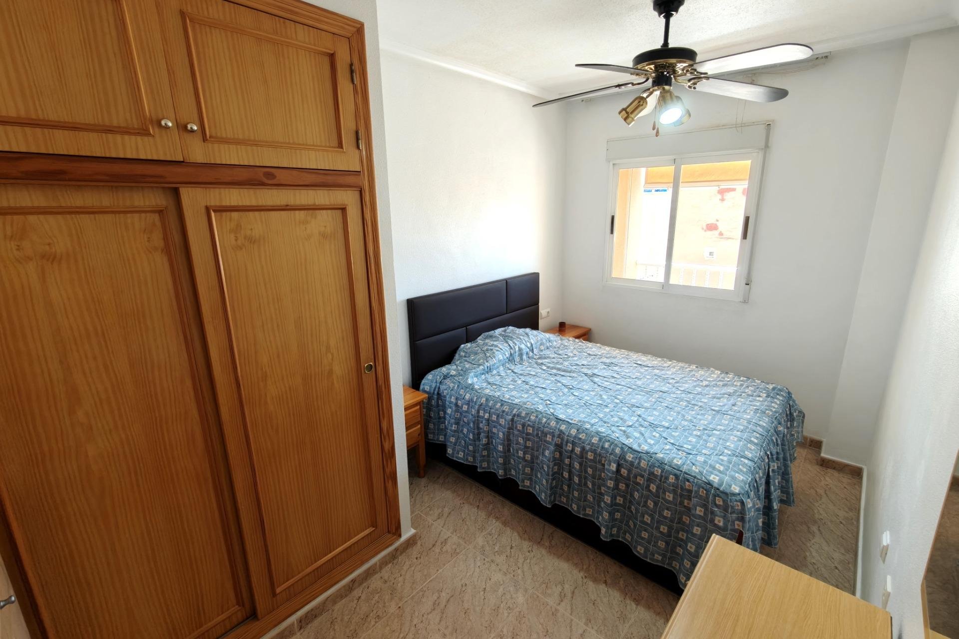 Resale - Apartment -
Torrevieja - Estacion De Autobuses